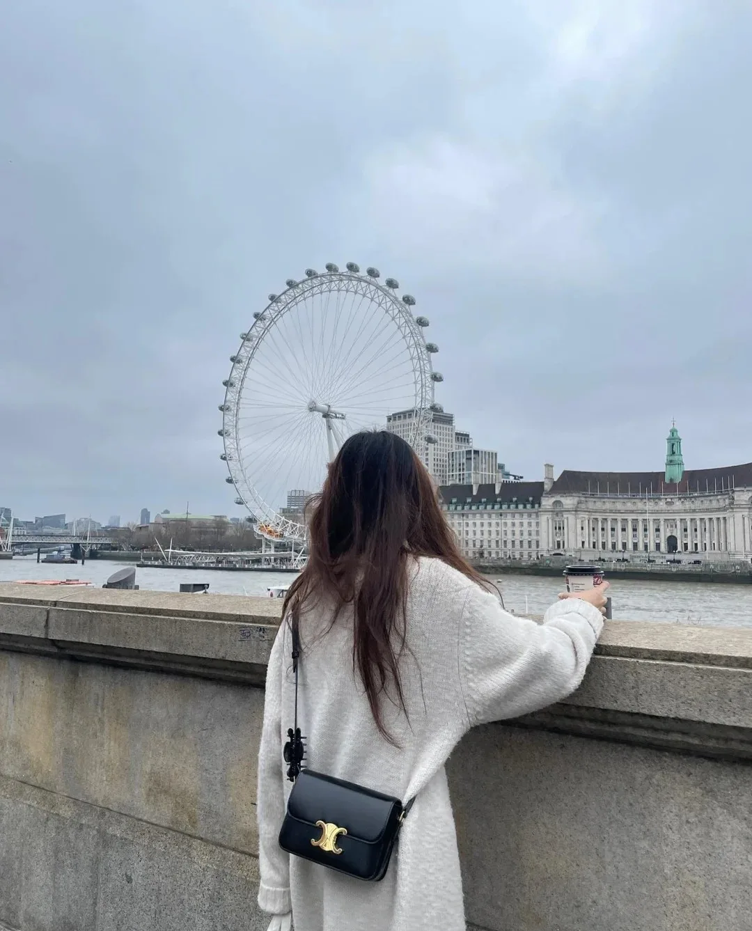 Классические Сумки Женские Celine 12604667