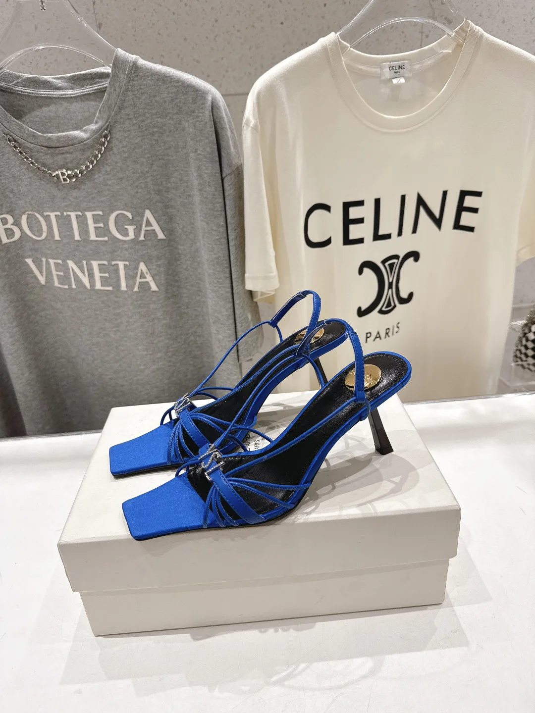 Босоножки Женские Saint Laurent 11623319