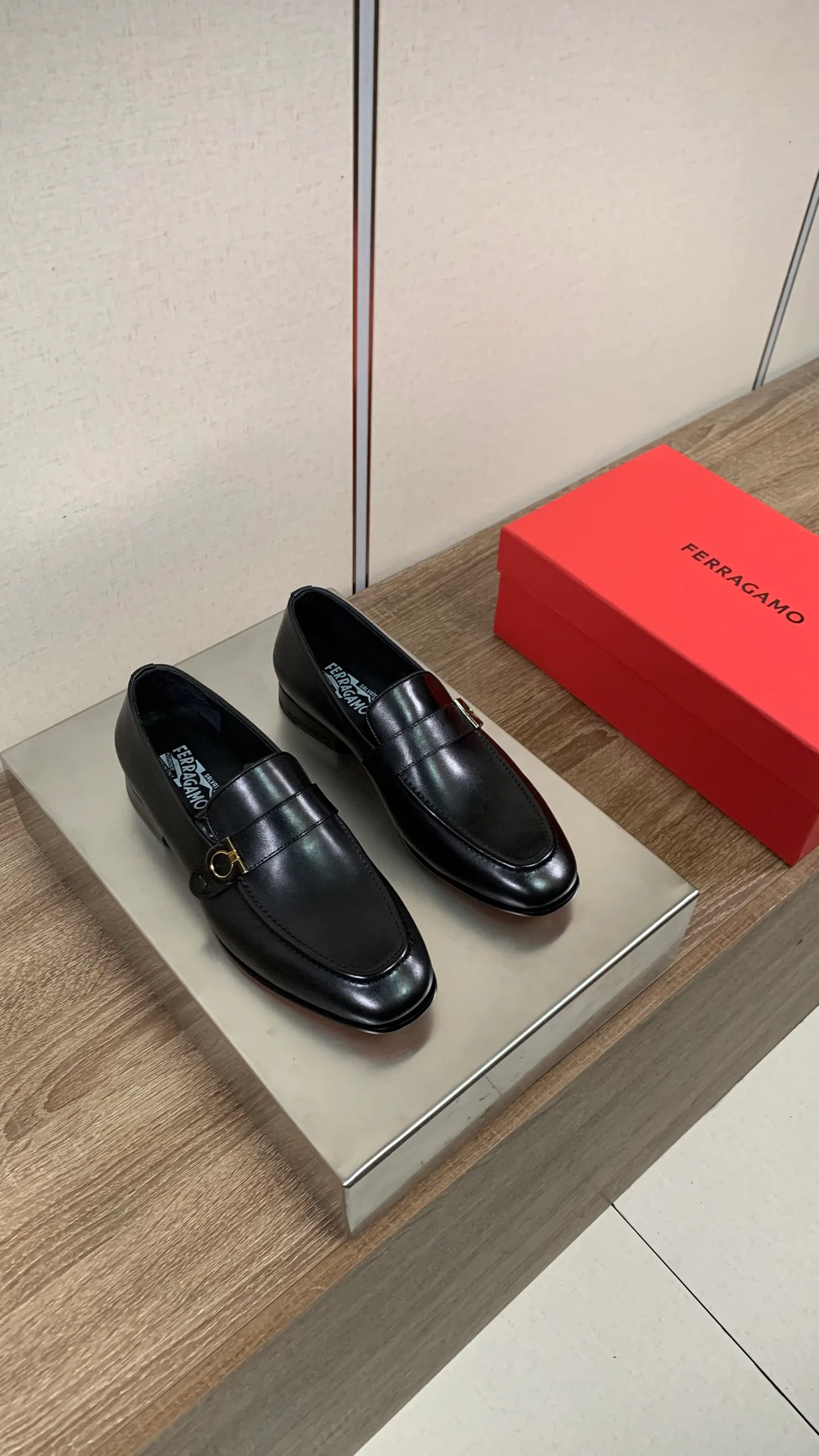 Лоферы И Туфли Мужские Salvatore Ferragamo 11232760
