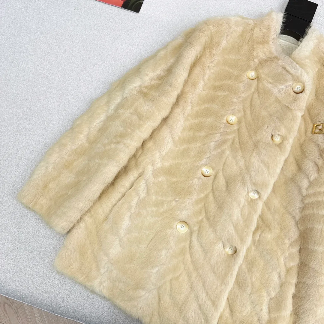 Куртки И Пуховики Женские Fendi 723197