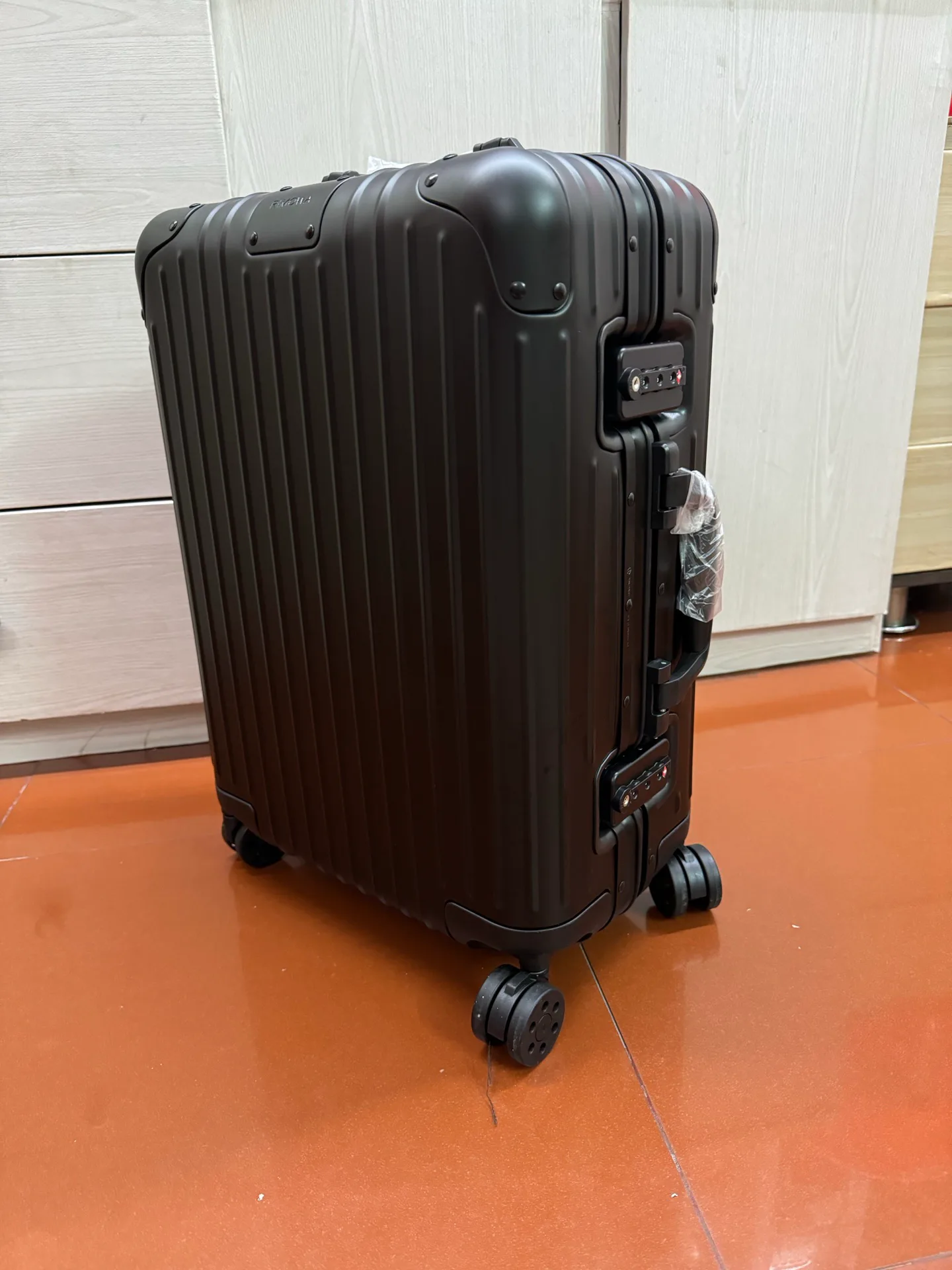 Чемоданы Rimowa 14319437