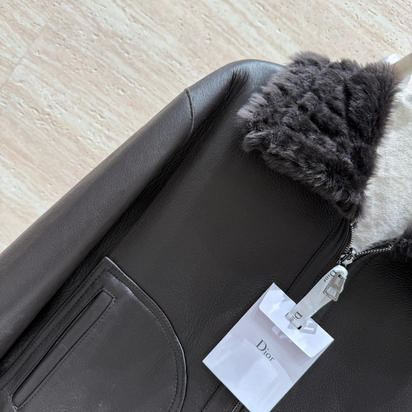 Кожаные Куртки И Дублёнки Женские Christian Dior 3329088