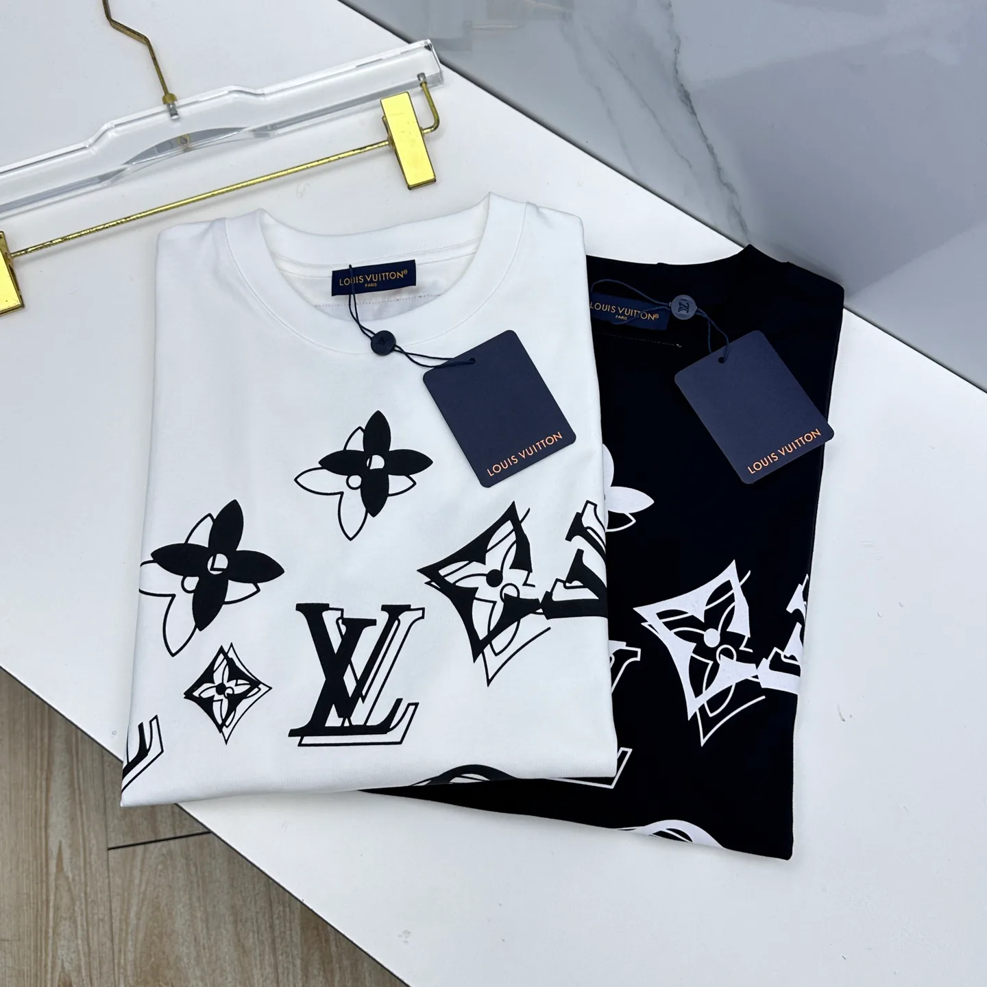 Футболки Женские Louis Vuitton 1635385