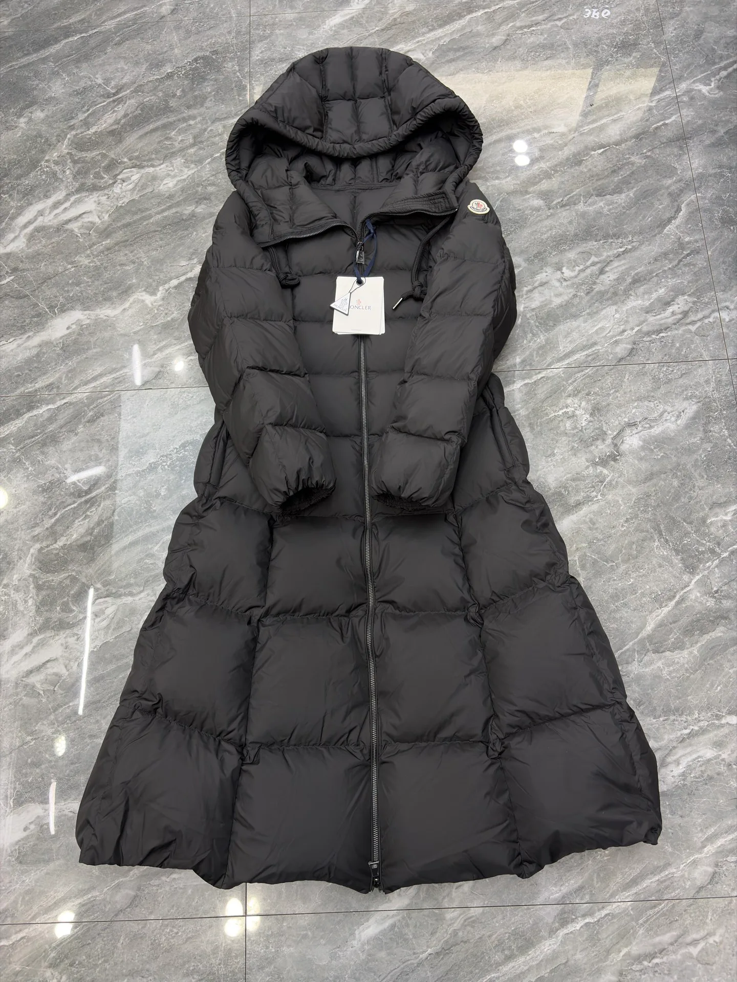 Куртки И Пуховики Женские Moncler 19960330