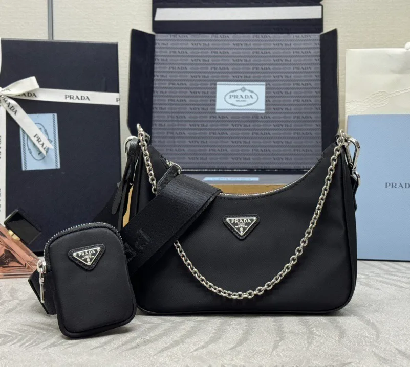 Сумки На Ремне Женские Prada 11627363