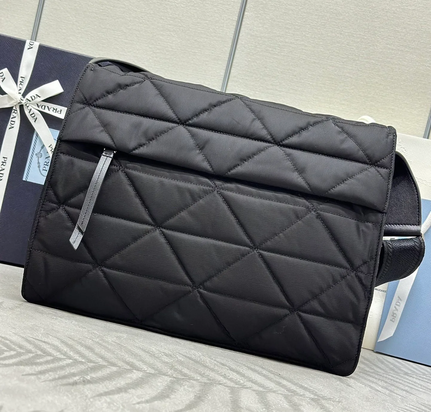 Сумки На Ремне Женские Prada 11682054