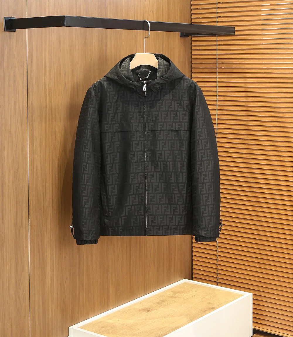 Куртки И Пуховики Мужские Fendi 2998636