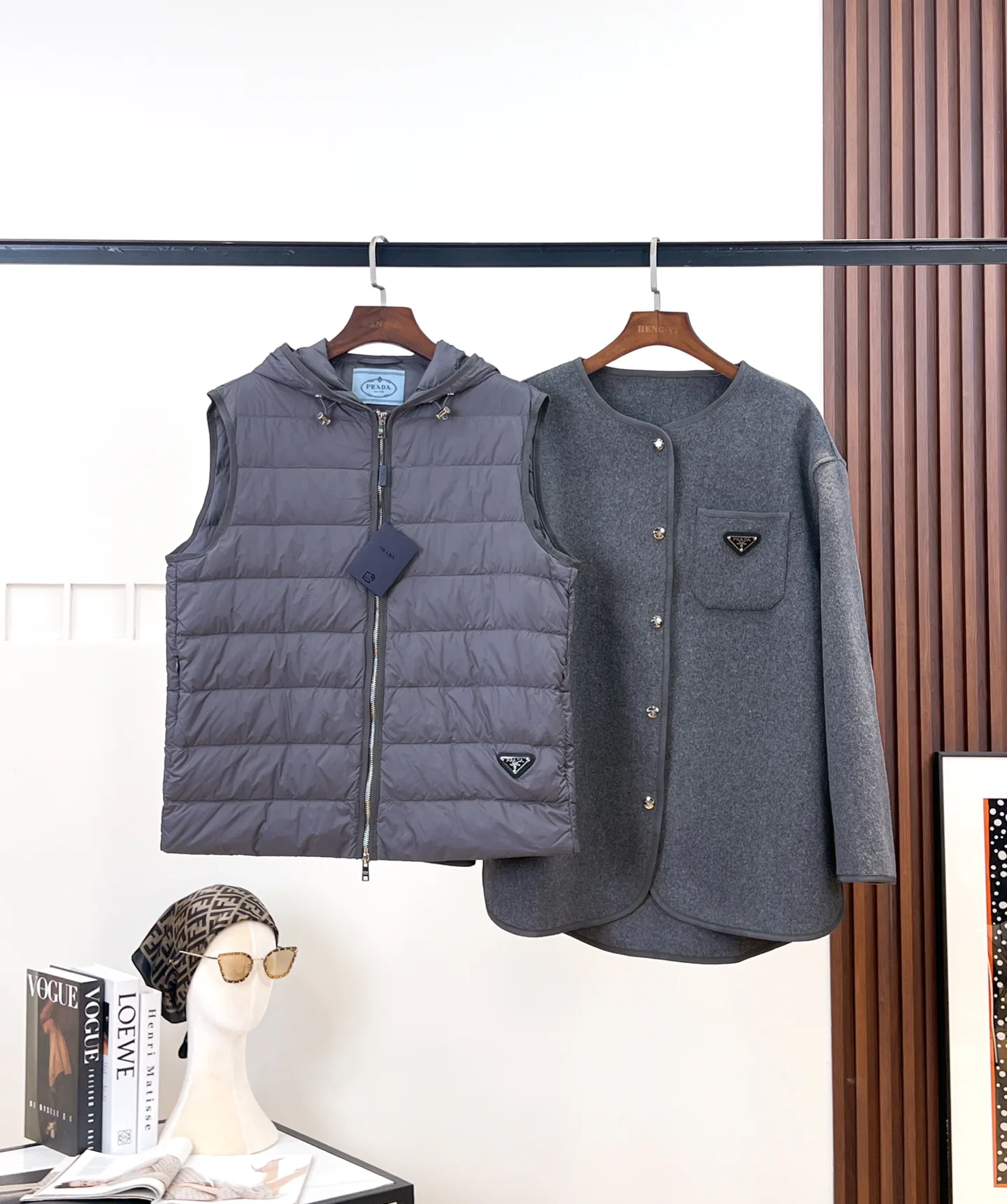 Куртки И Пуховики Женские Prada 18228725