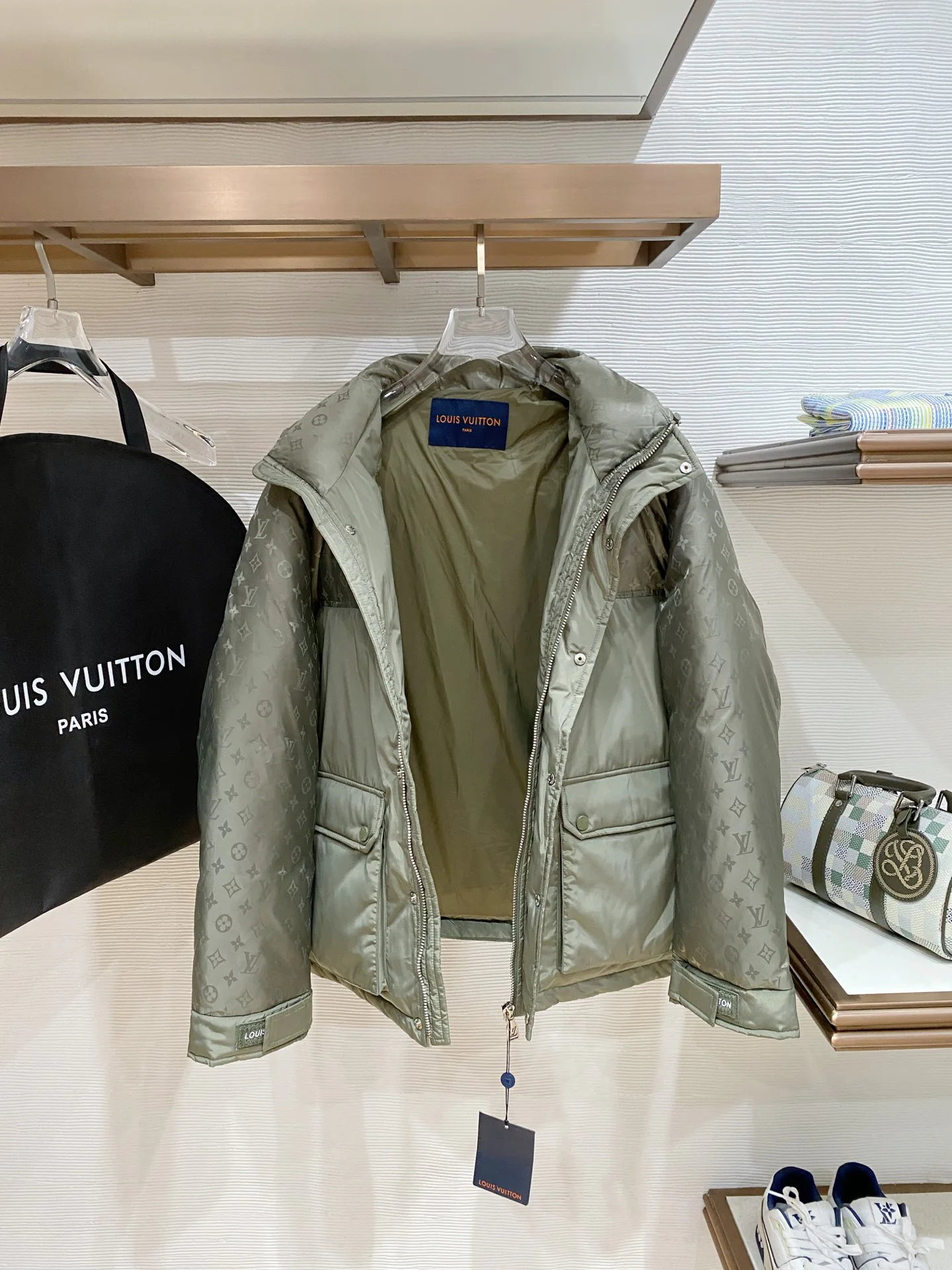 Куртки И Пуховики Мужские Louis Vuitton 938685
