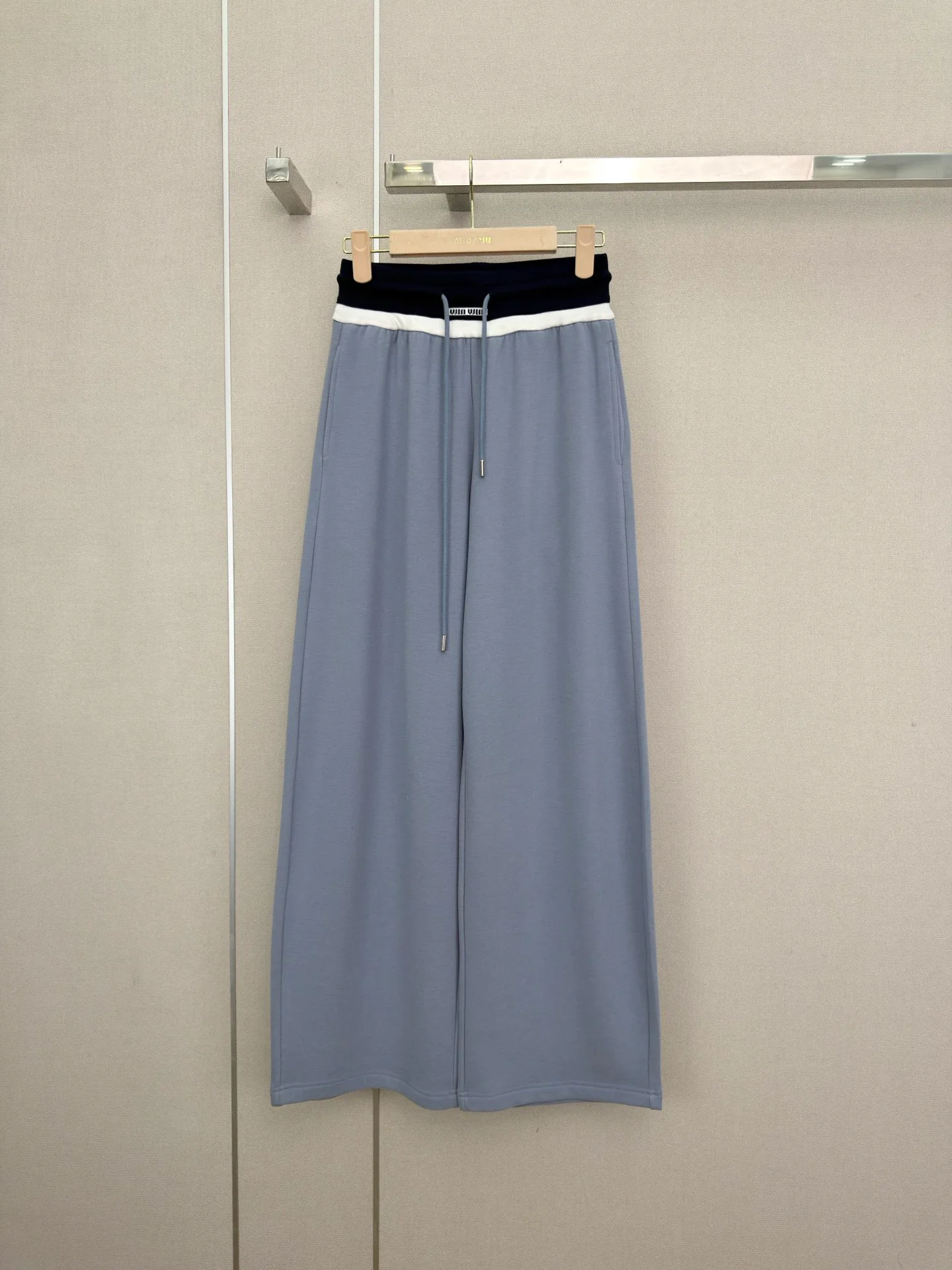 Брюки Женские Miu Miu 19589709