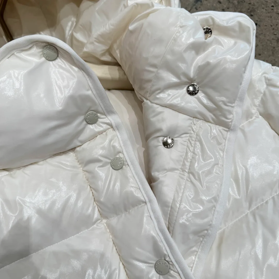 Куртки И Пуховики Женские Moncler 18722798