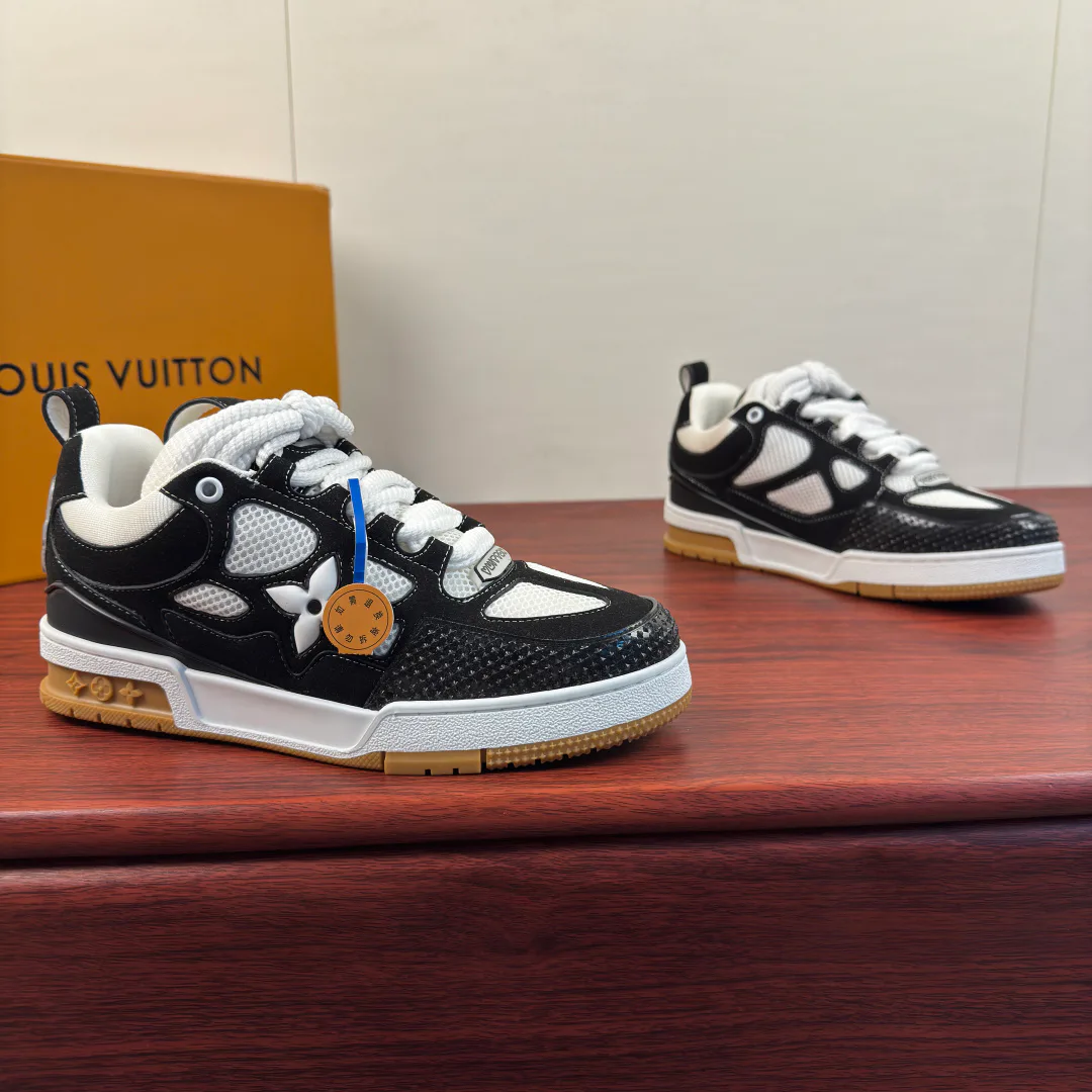Кроссовки Женские Louis Vuitton 18580848