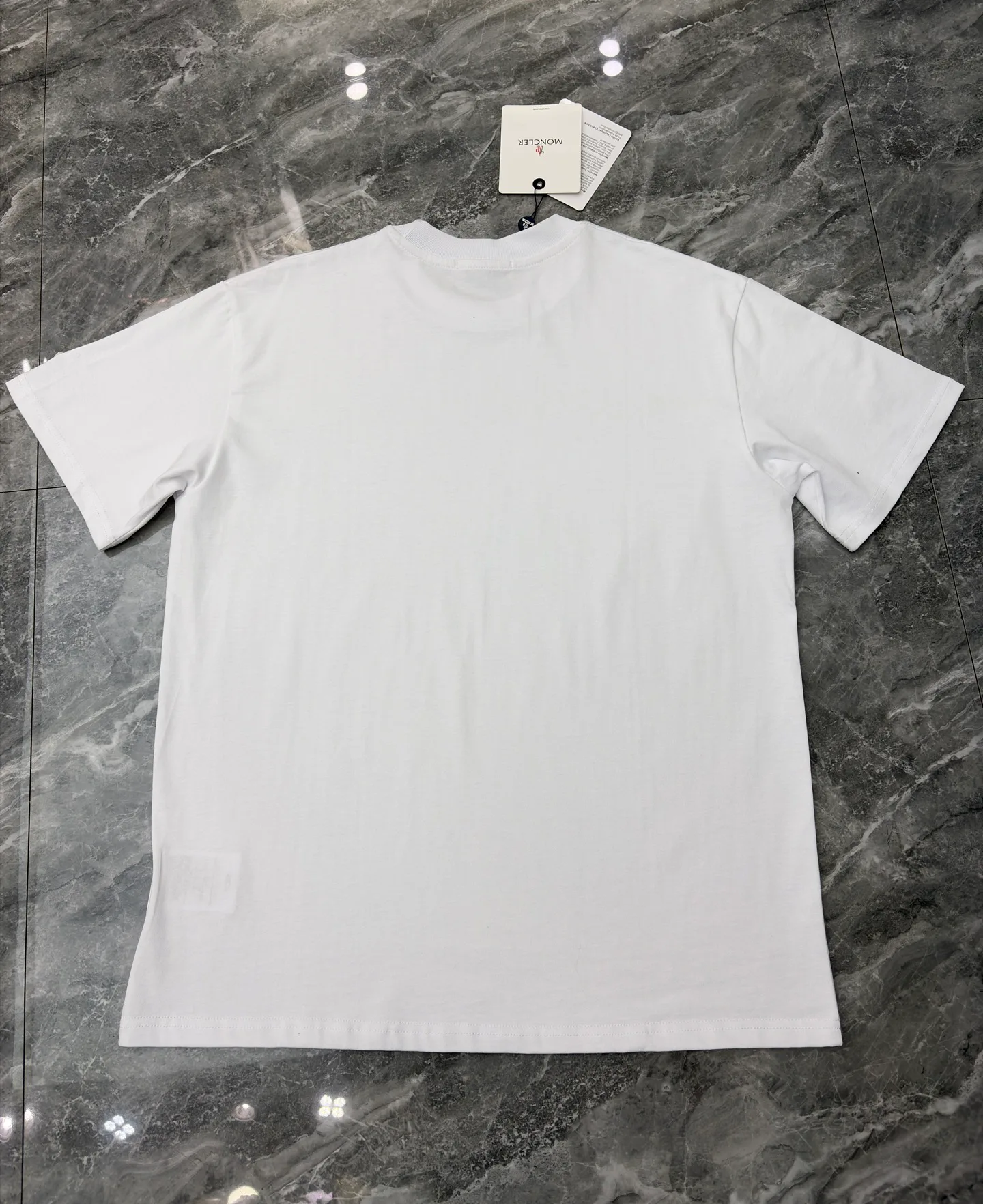 Футболки Женские Moncler 11424368