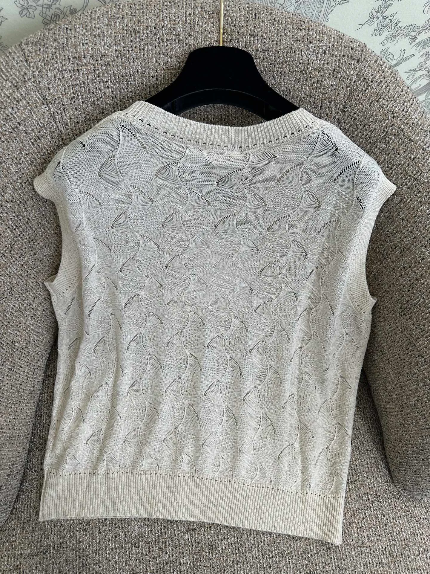 Жилеты Женские Chanel 12833663
