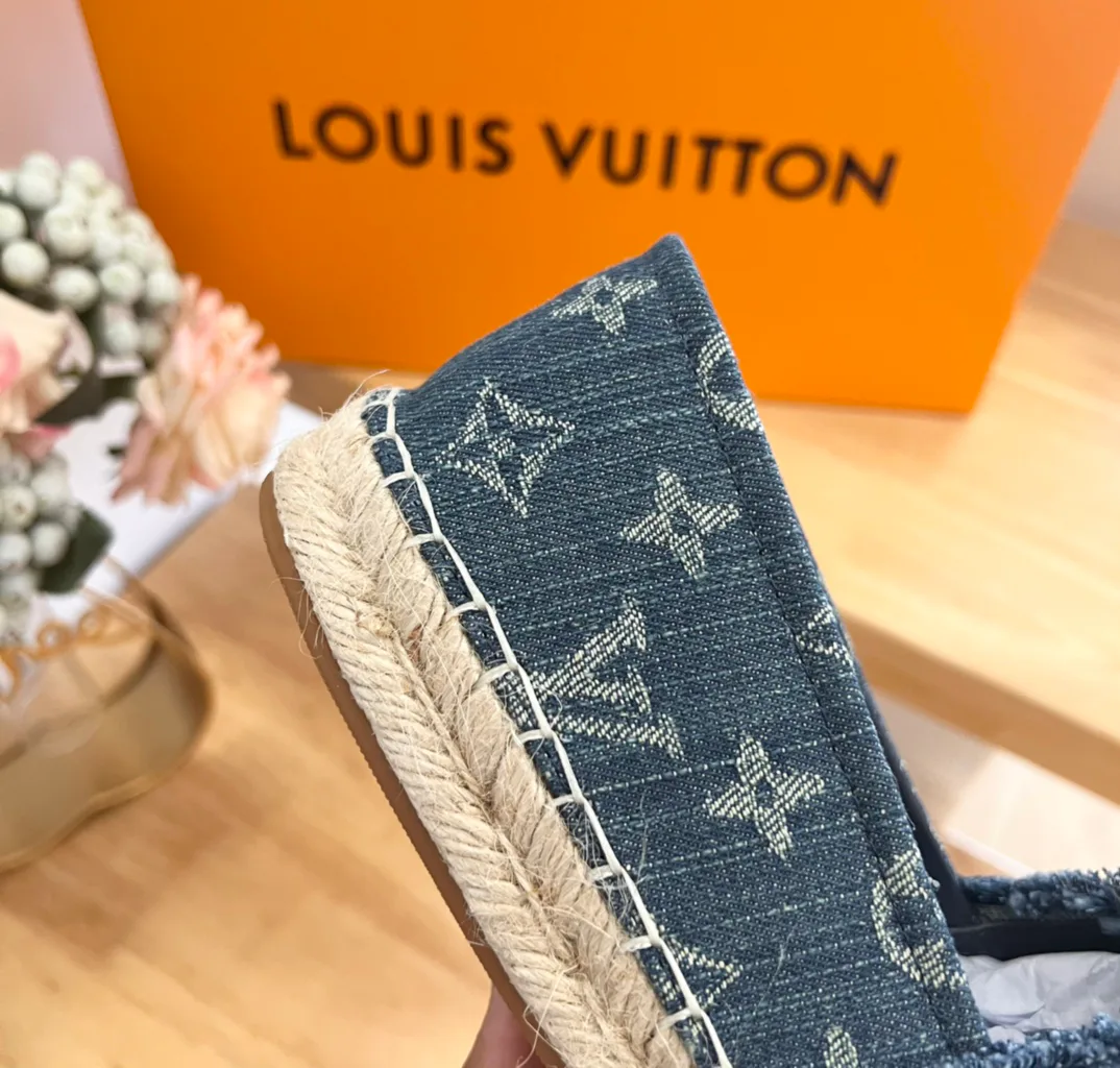 Слипоны Женские Louis Vuitton 2937810