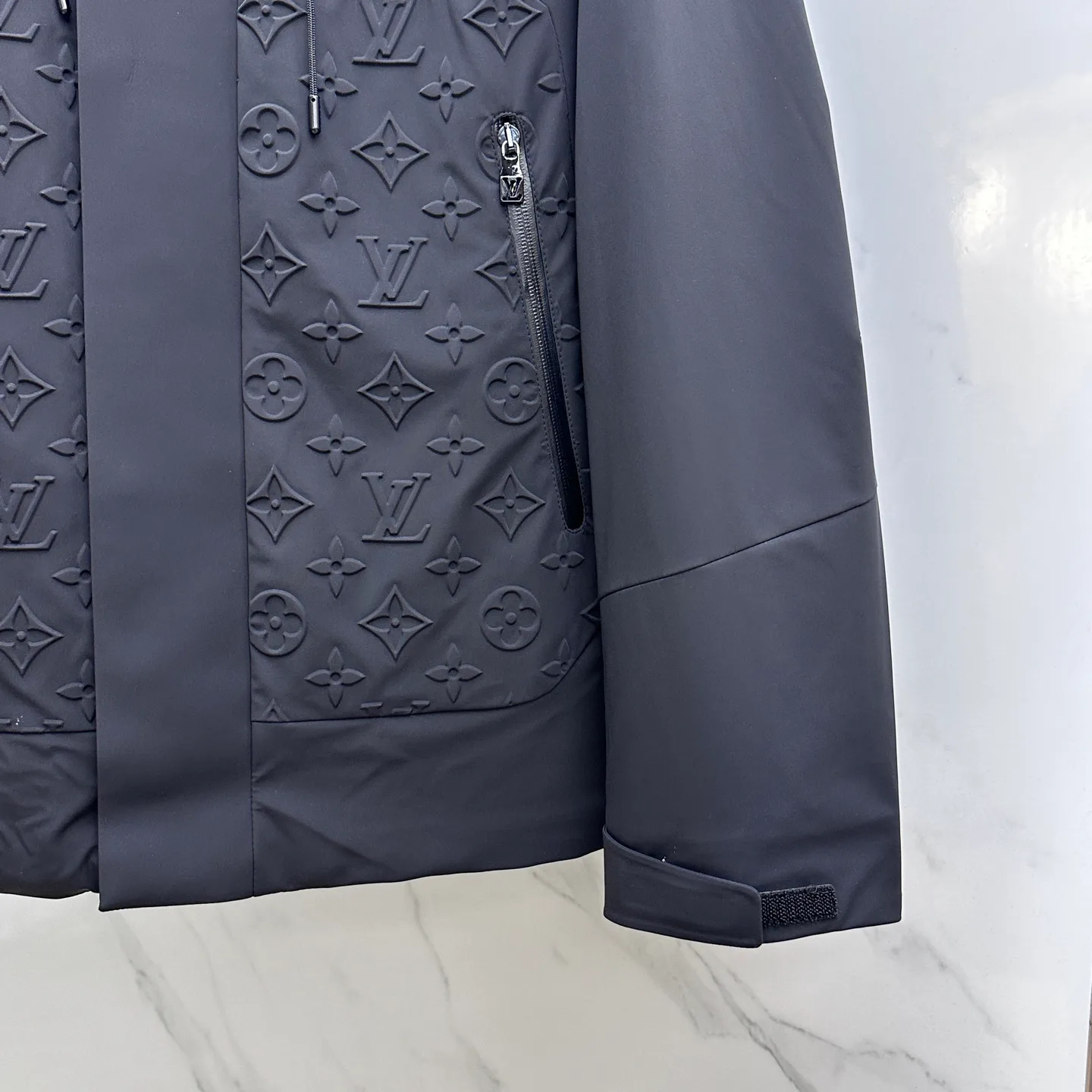 Куртки И Пуховики Мужские Louis Vuitton 2237475