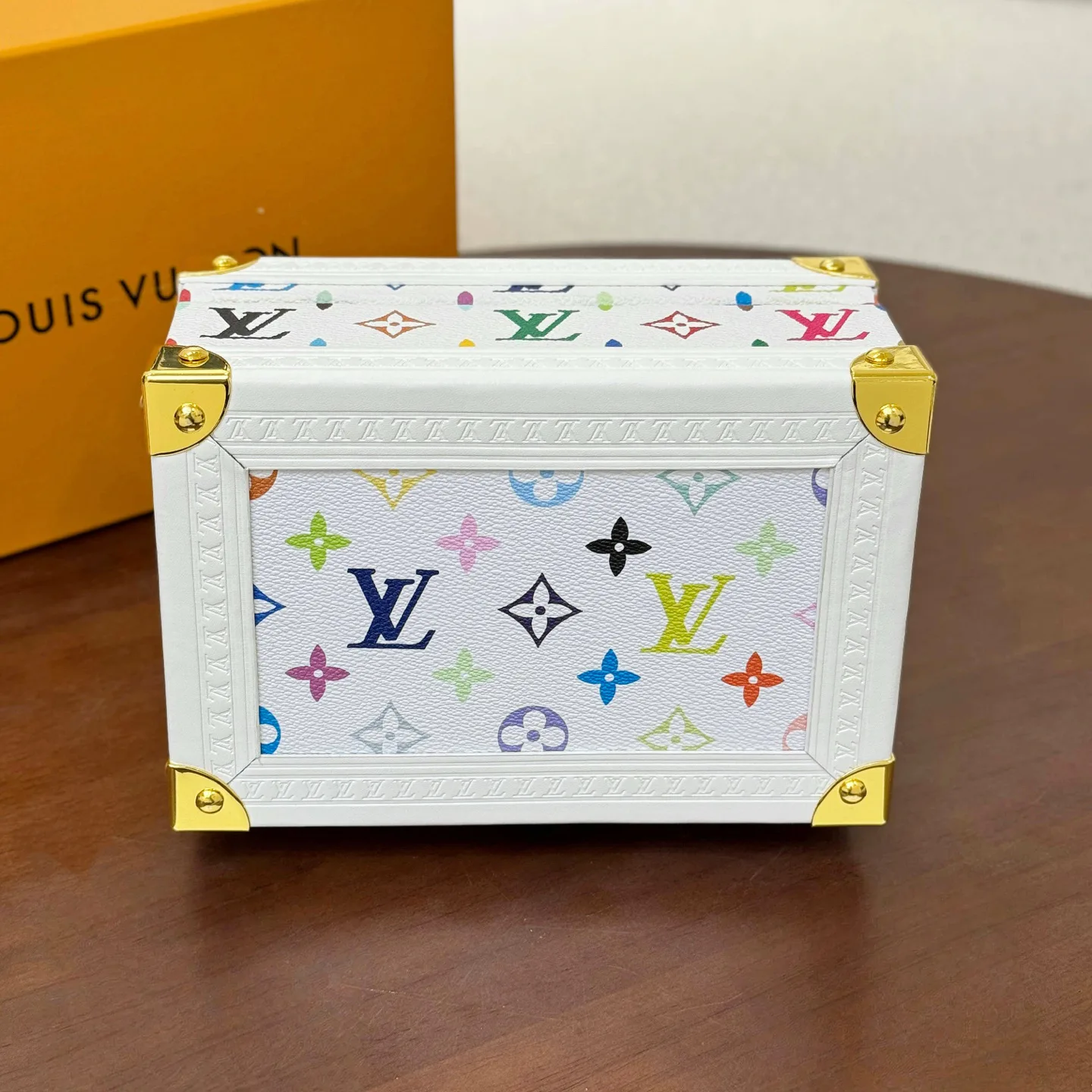 Посуда Louis Vuitton 233206