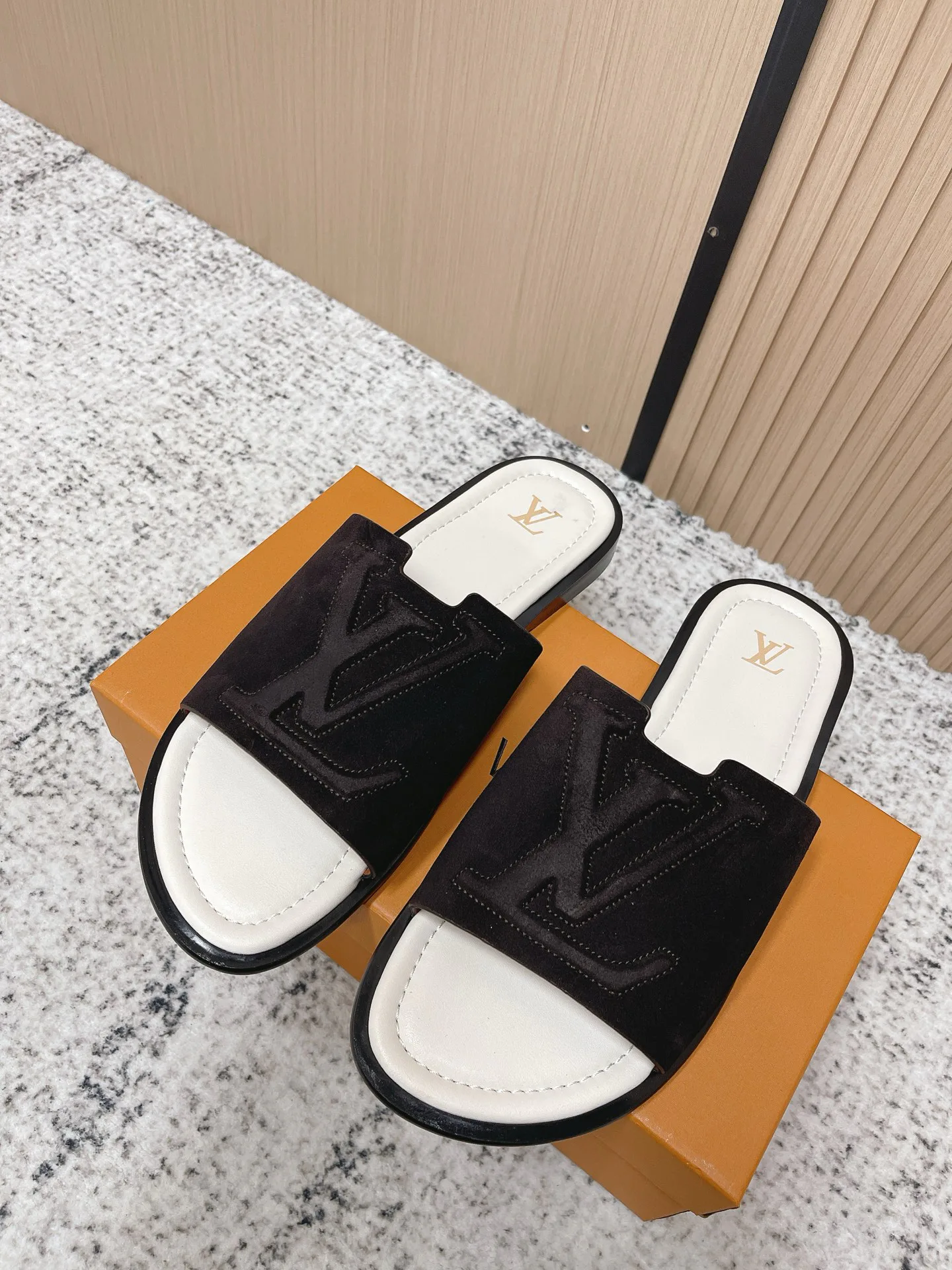 Сандалии Мужские Louis Vuitton 12785792