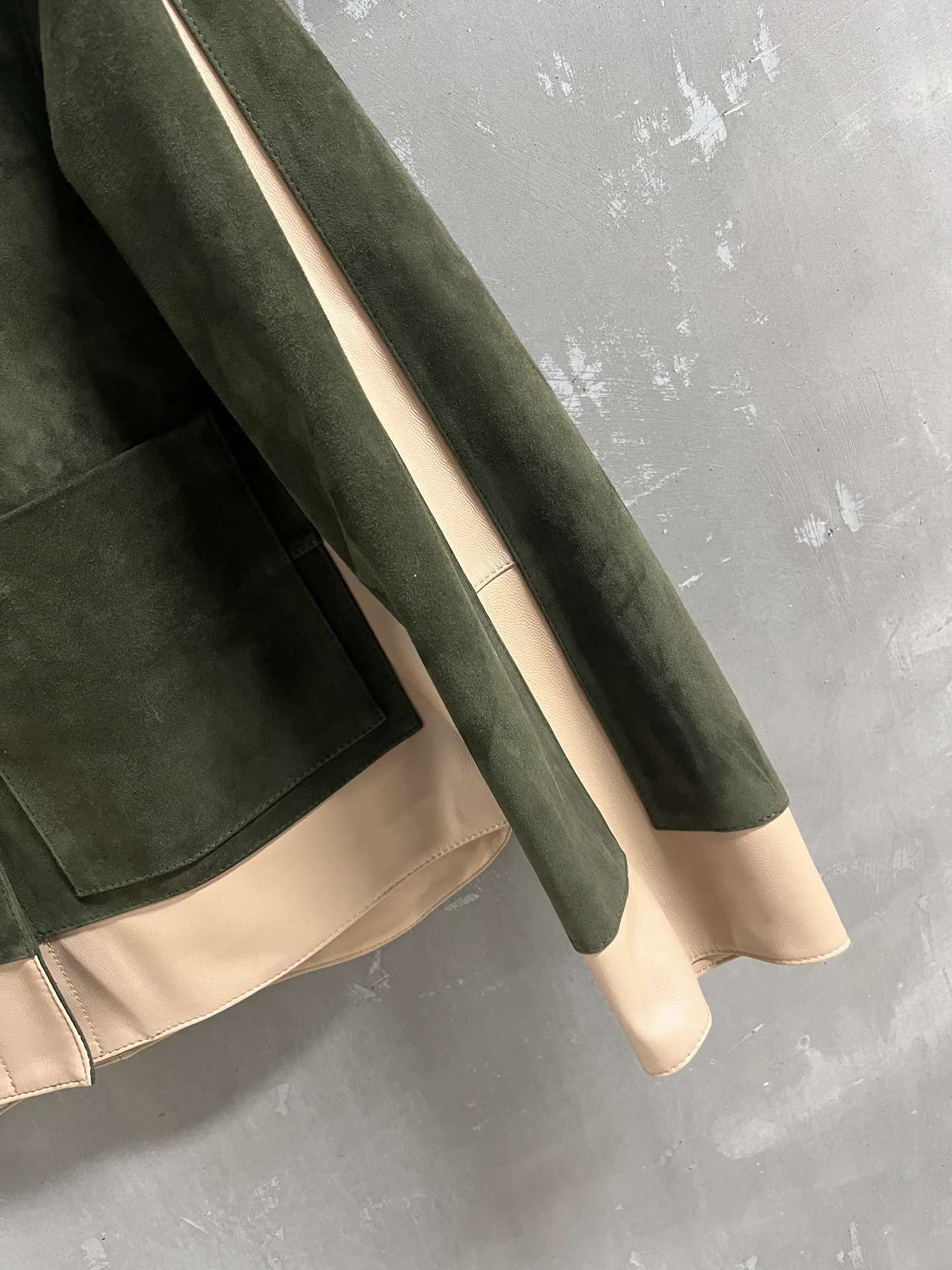 Кожаные Куртки И Дублёнки Женские Loewe 18172879