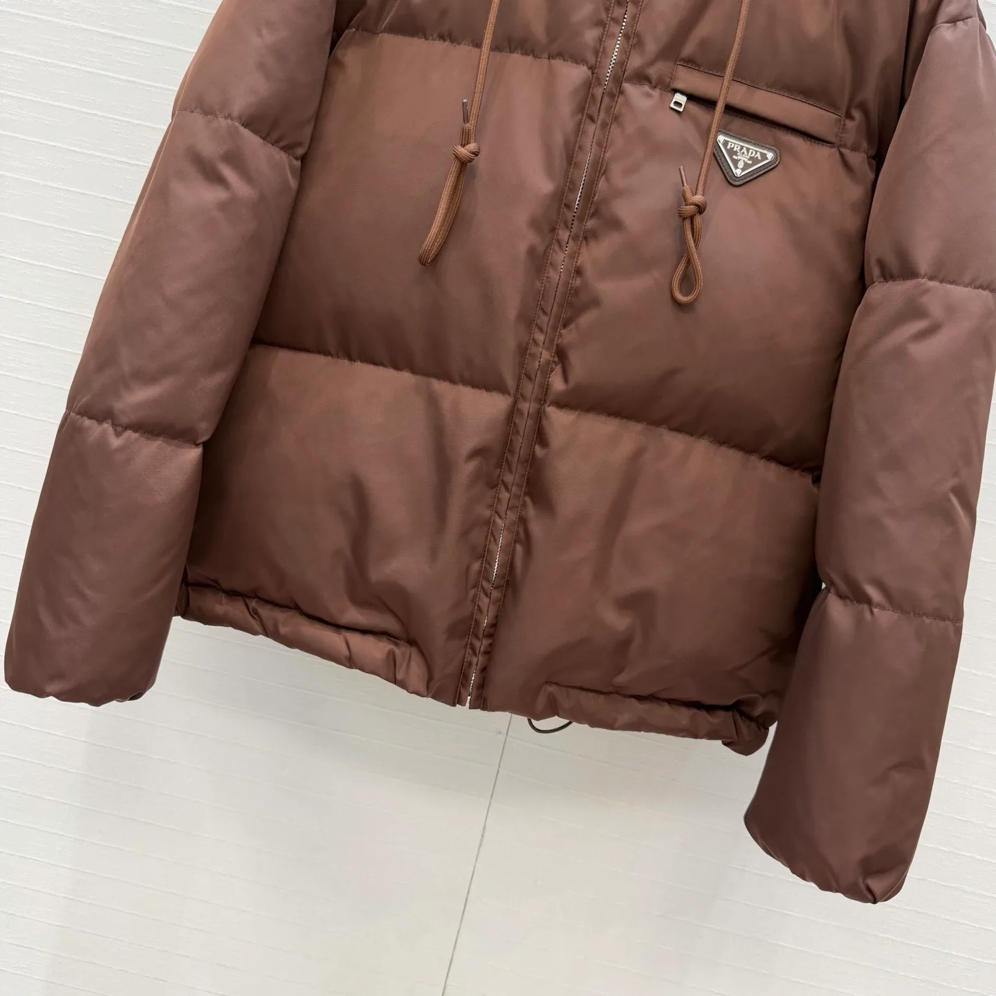 Куртки И Пуховики Женские Prada 19332009