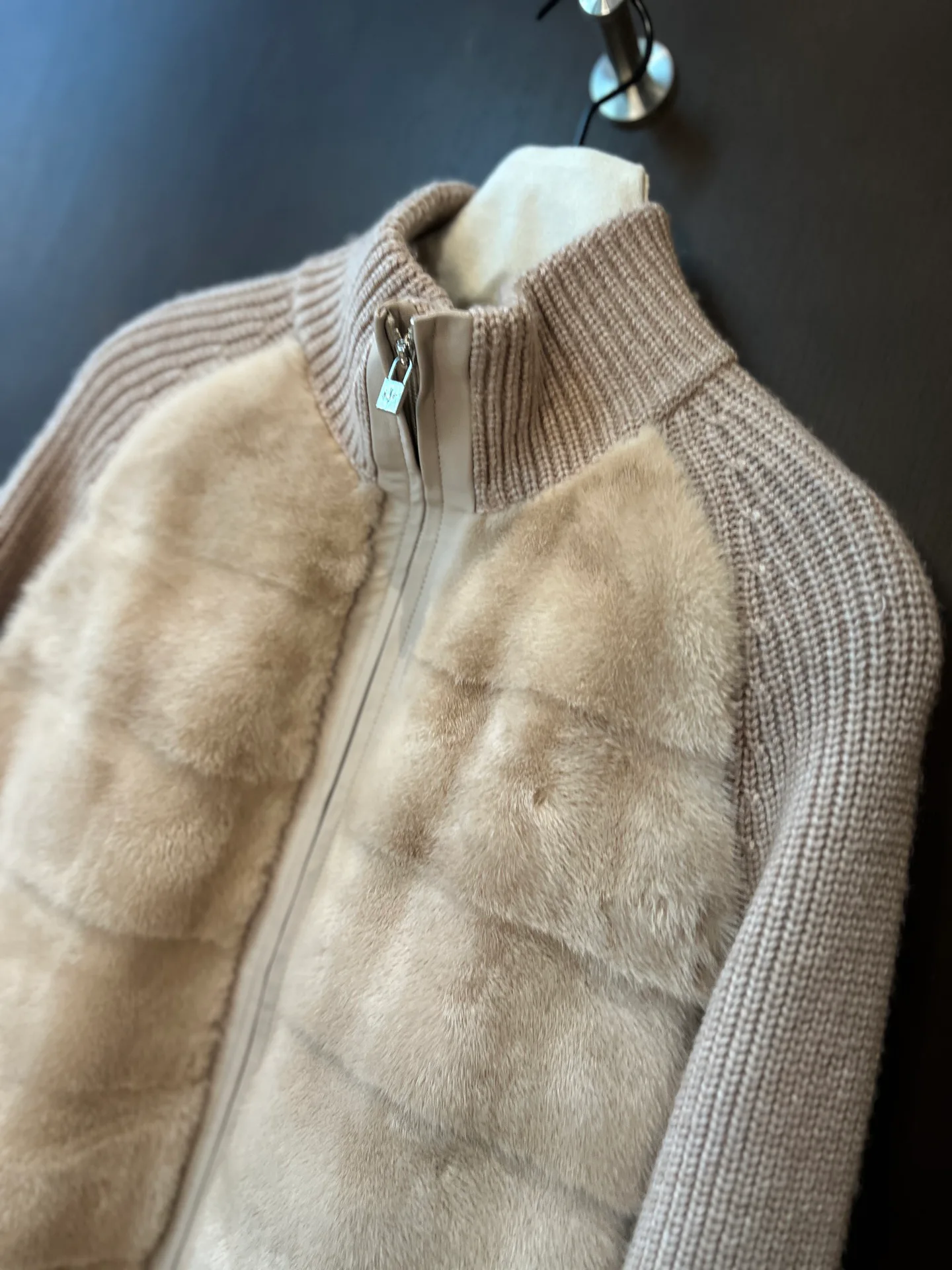 Куртки И Пуховики Женские Loro Piana 867531