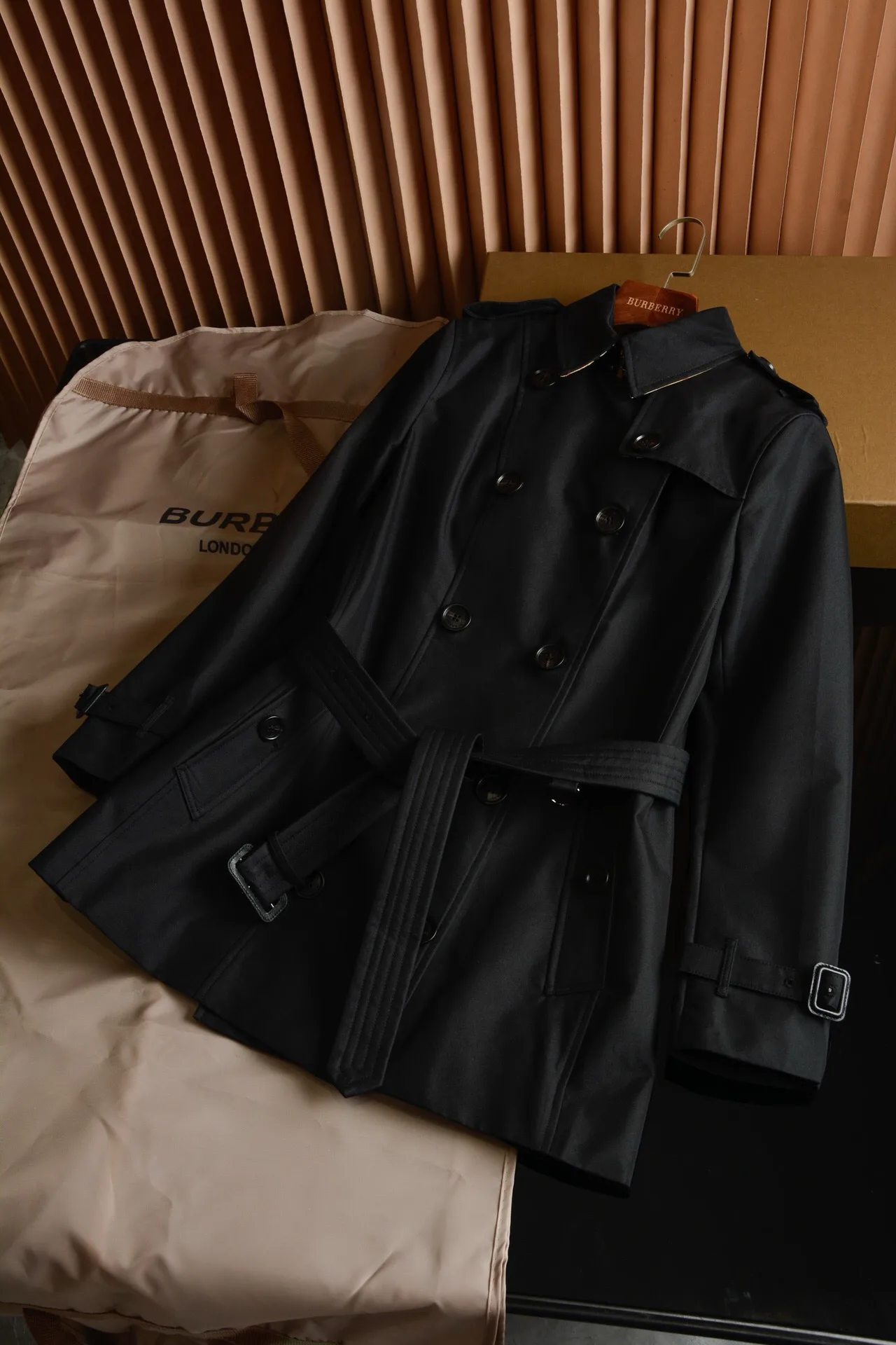 Тренчи Женские Burberry 18512885