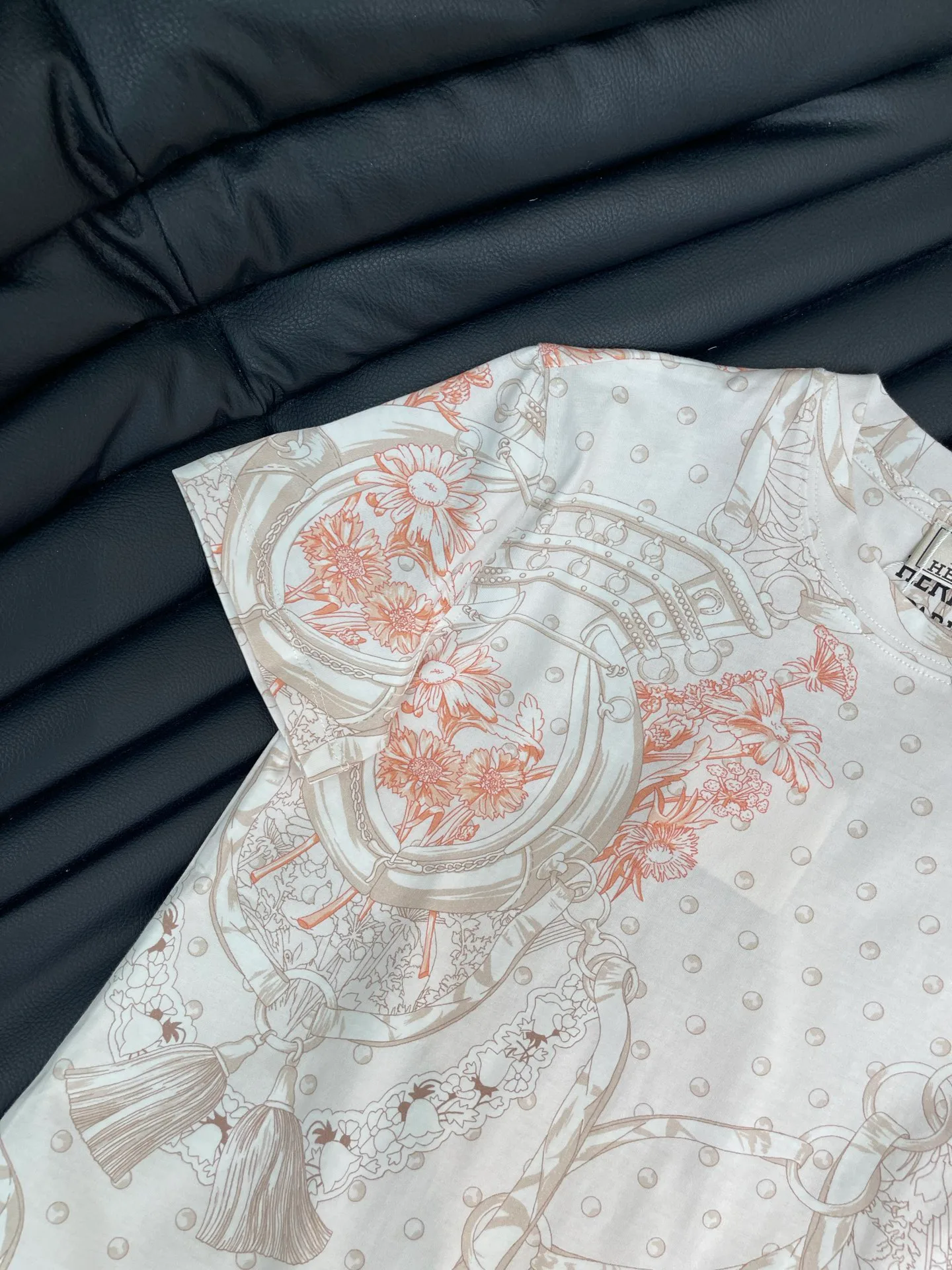 Футболки Женские Hermes 14351377