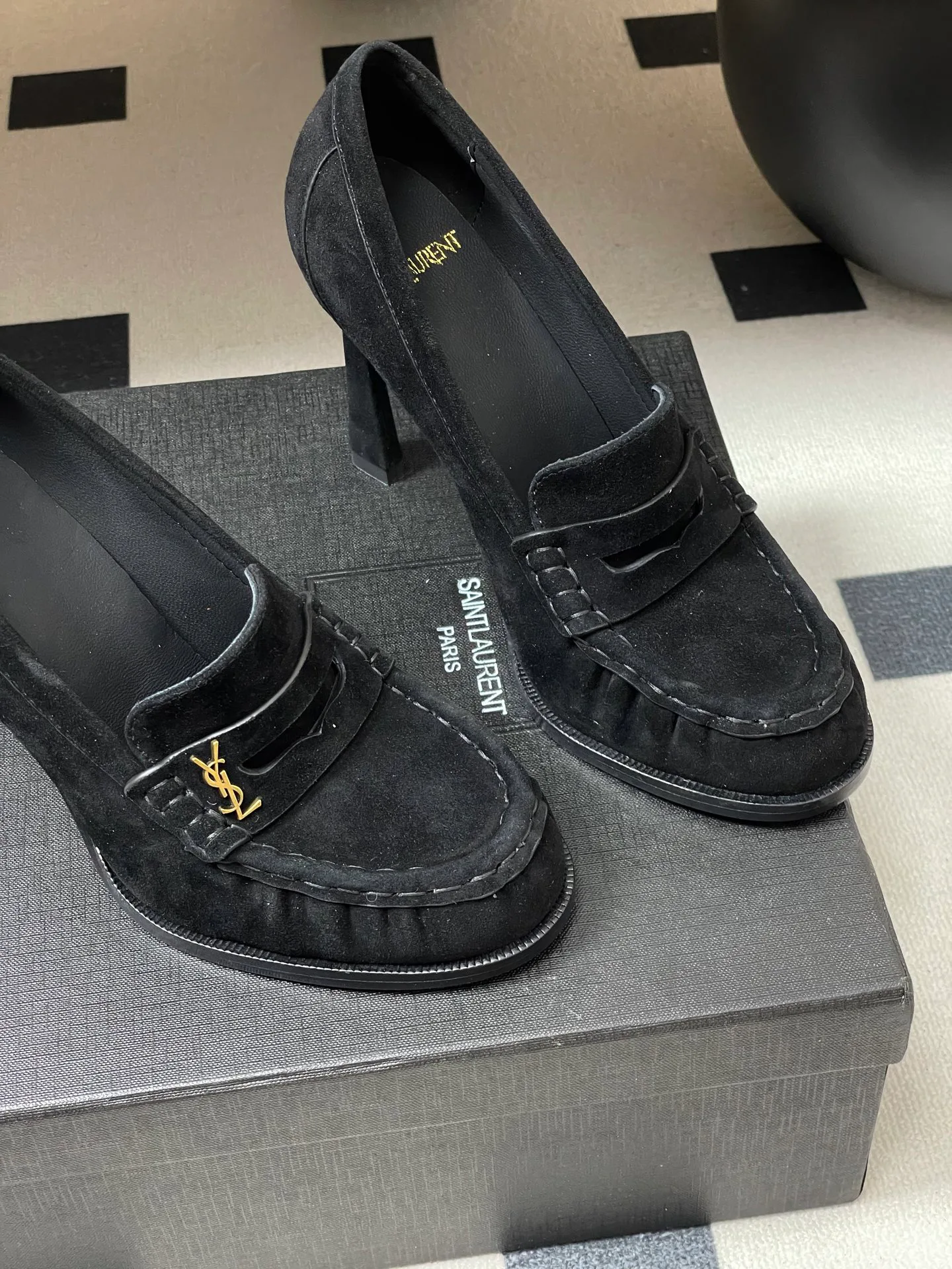 Лоферы Женские Saint Laurent 551819