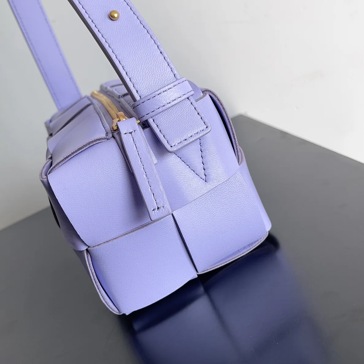 Классические Сумки Женские Bottega Veneta 18161094