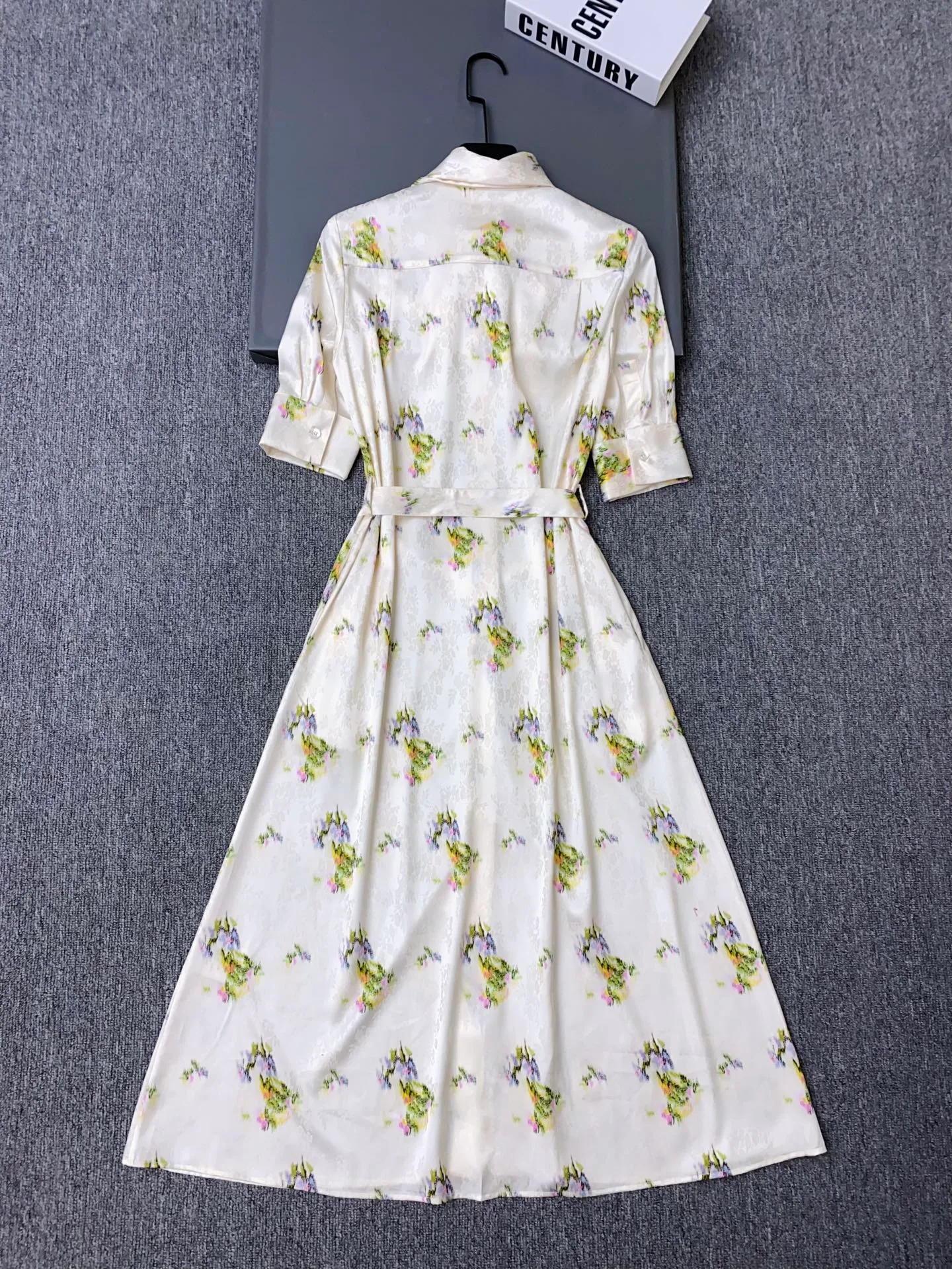 Платья Женские Christian Dior 13471151