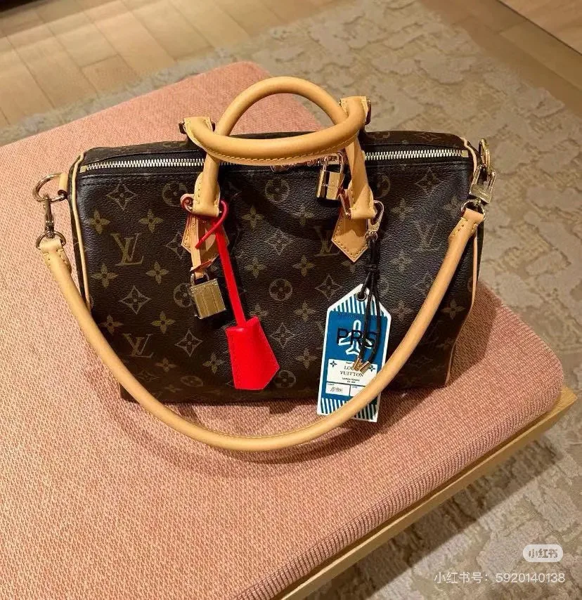 Классические Сумки Женские Louis Vuitton 11564796
