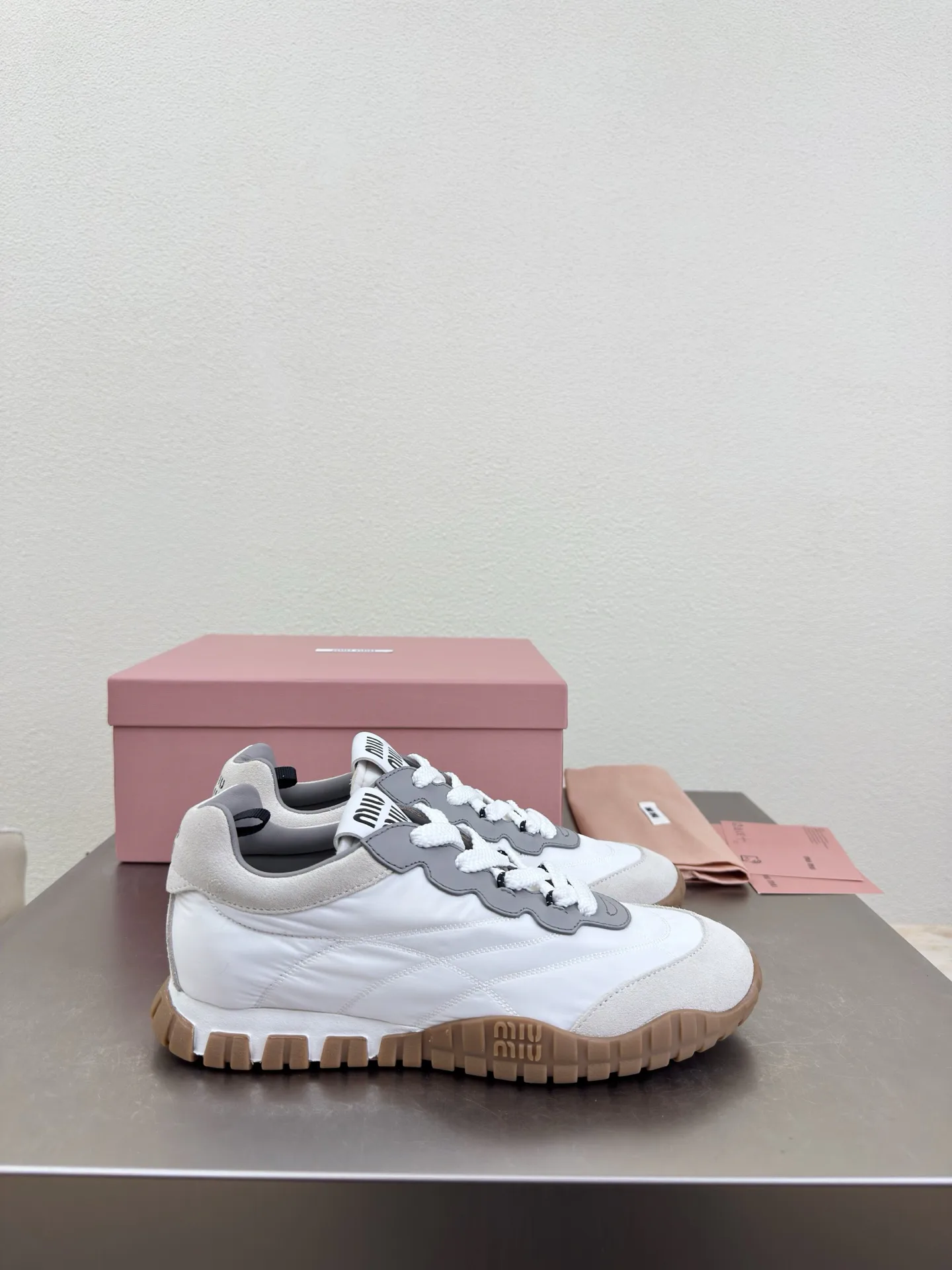 Кроссовки Женские Miu Miu 4339191