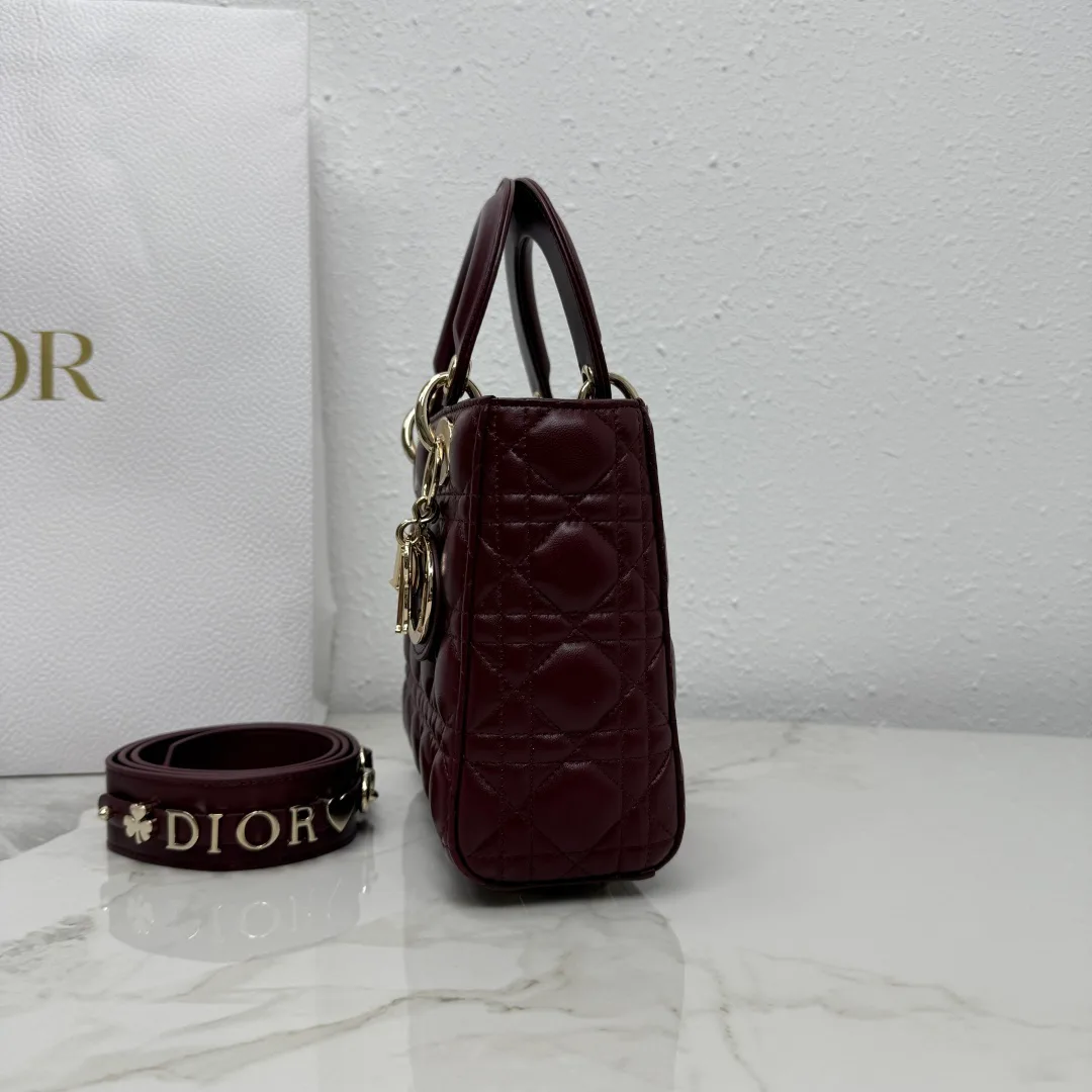 Классические Сумки Женские Christian Dior 18116424