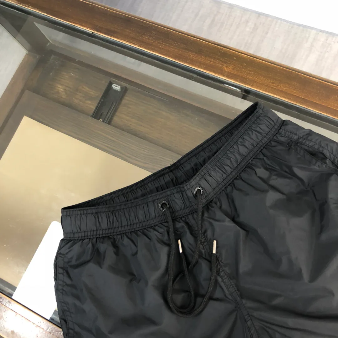 Шорты Мужские Moncler 11239100