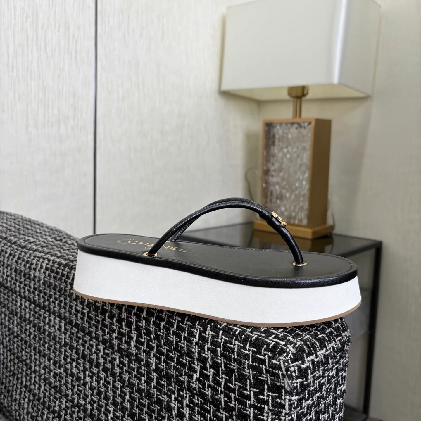 Шлепанцы Женские Chanel 13581887