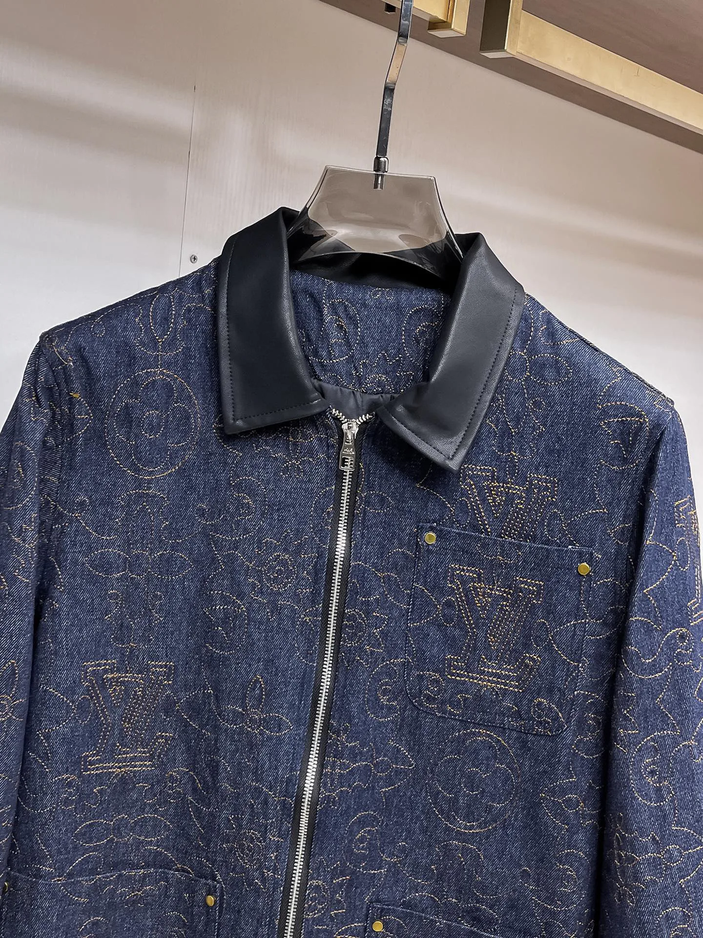 Куртки И Пуховики Мужские Louis Vuitton 18197218