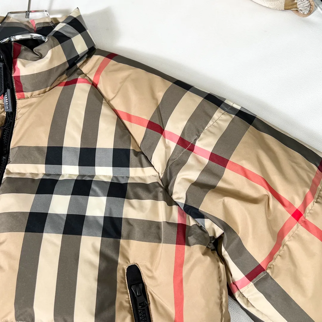 Куртки Женские Burberry 1151