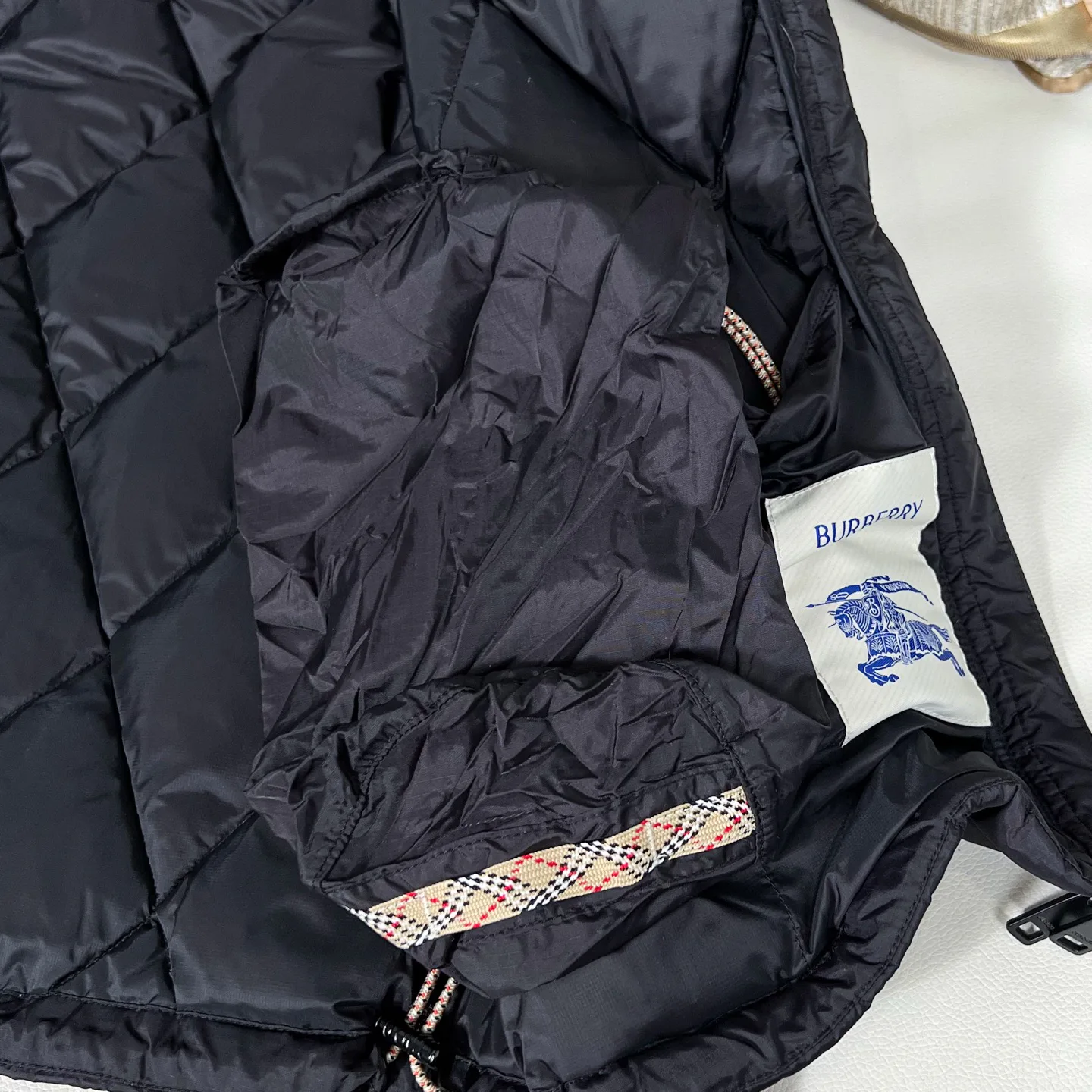 Куртки И Пуховики Женские Burberry 18728605