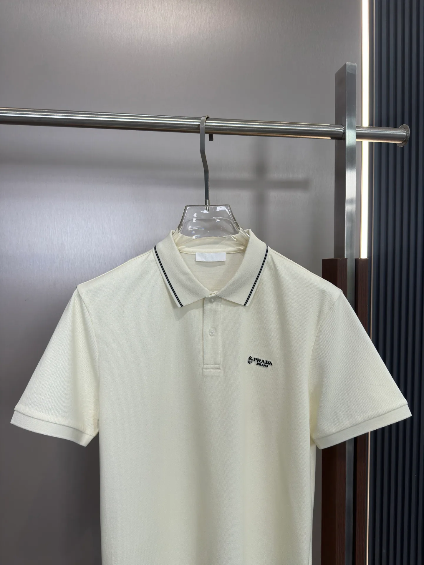 Рубашки Мужские Prada 12675477