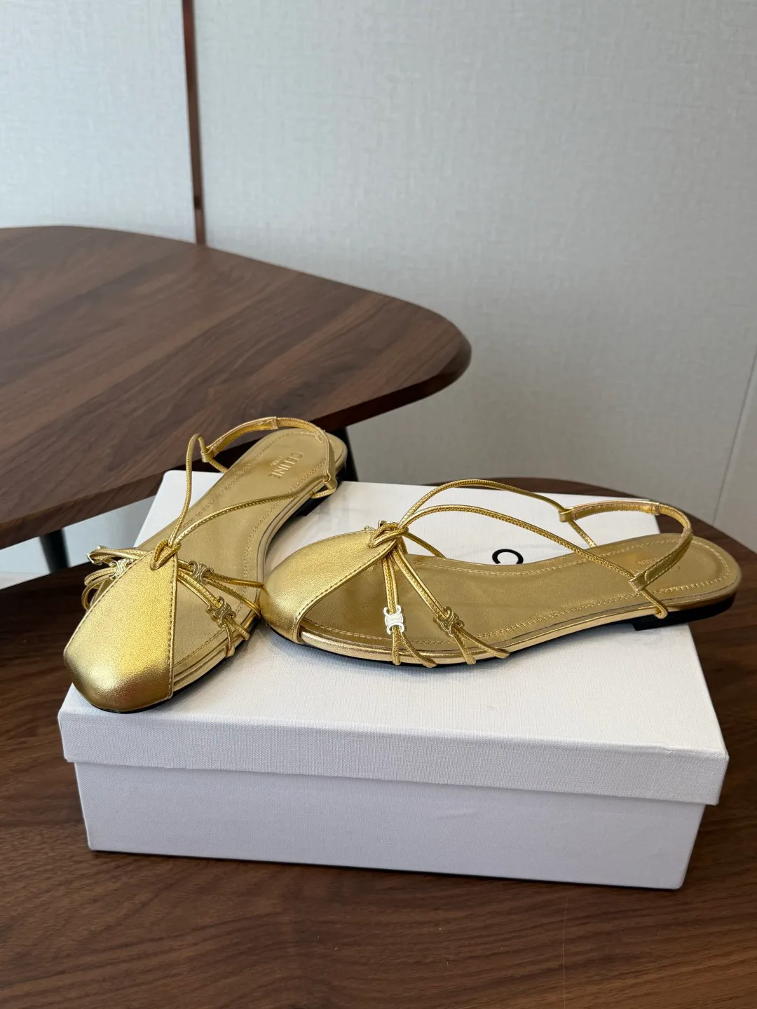 Босоножки Женские Celine 17908937
