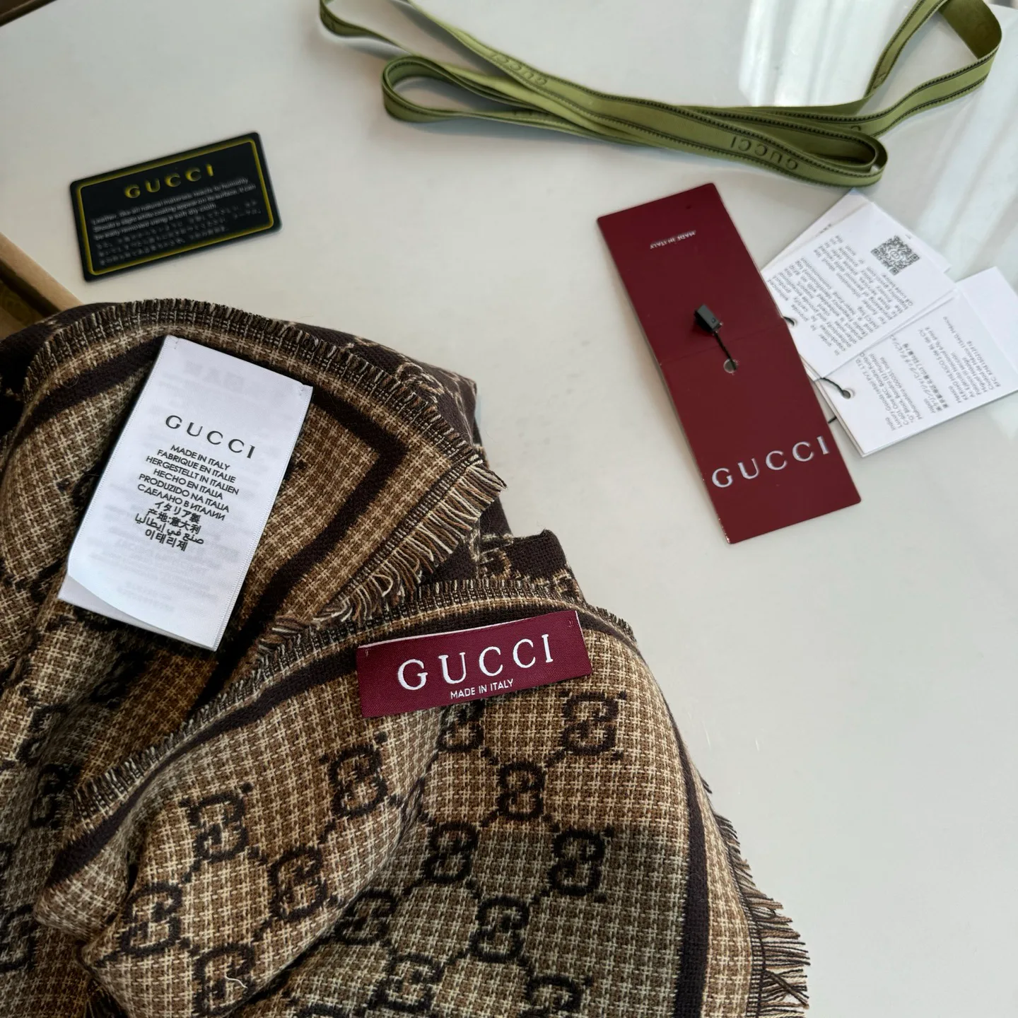 Шарфы Gucci 638032