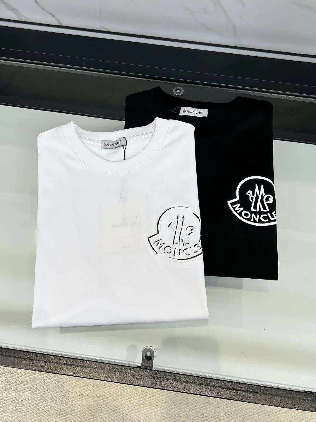 Футболки Женские Moncler 11415749