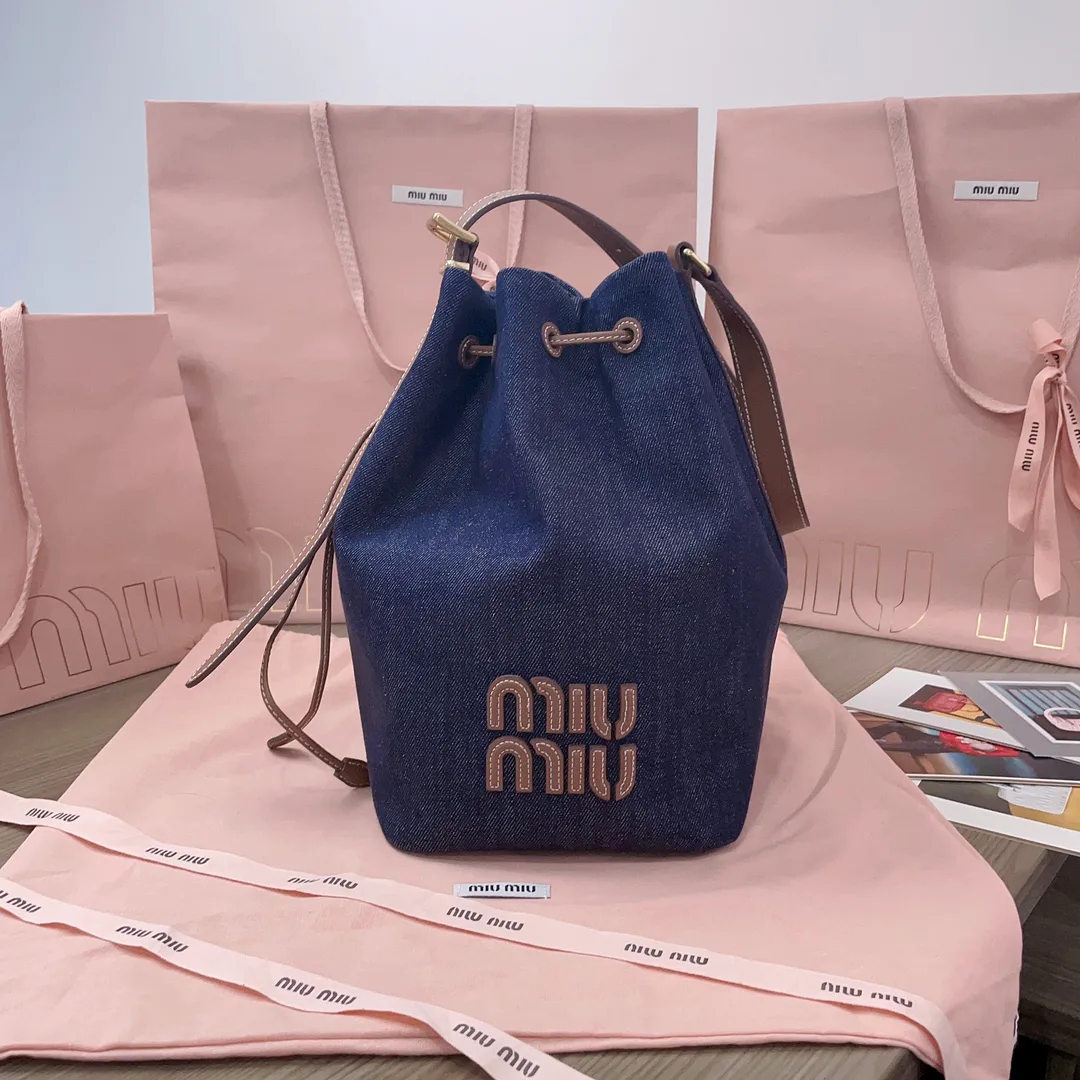 Сумки На Ремне Женские Miu Miu 445134