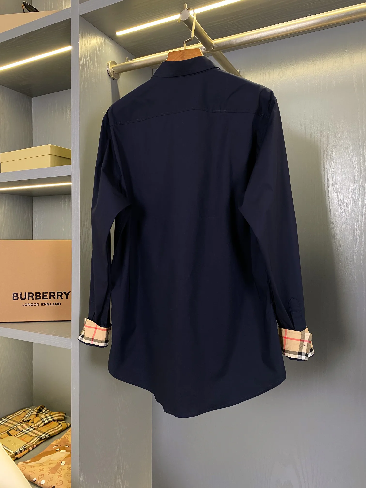 Рубашки Мужские Burberry 13432943