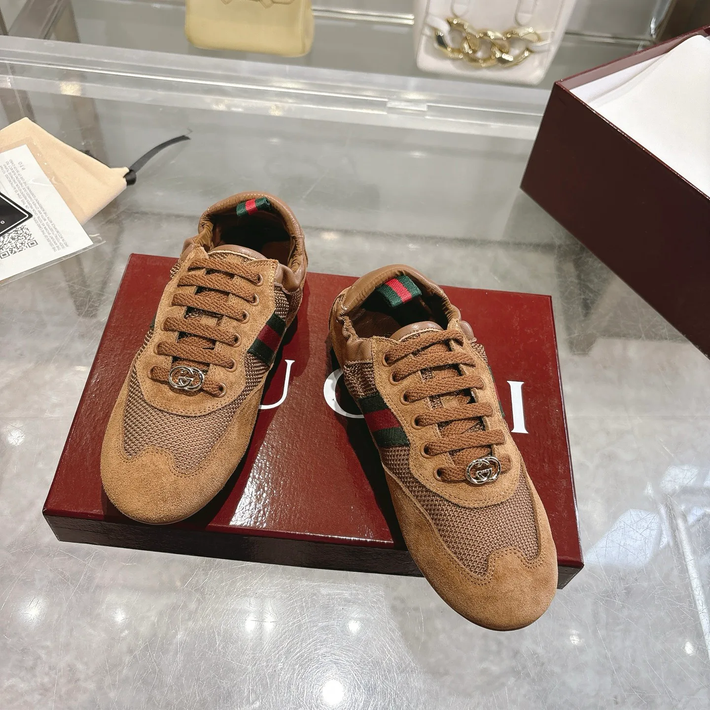 Кроссовки Женские Gucci 389125