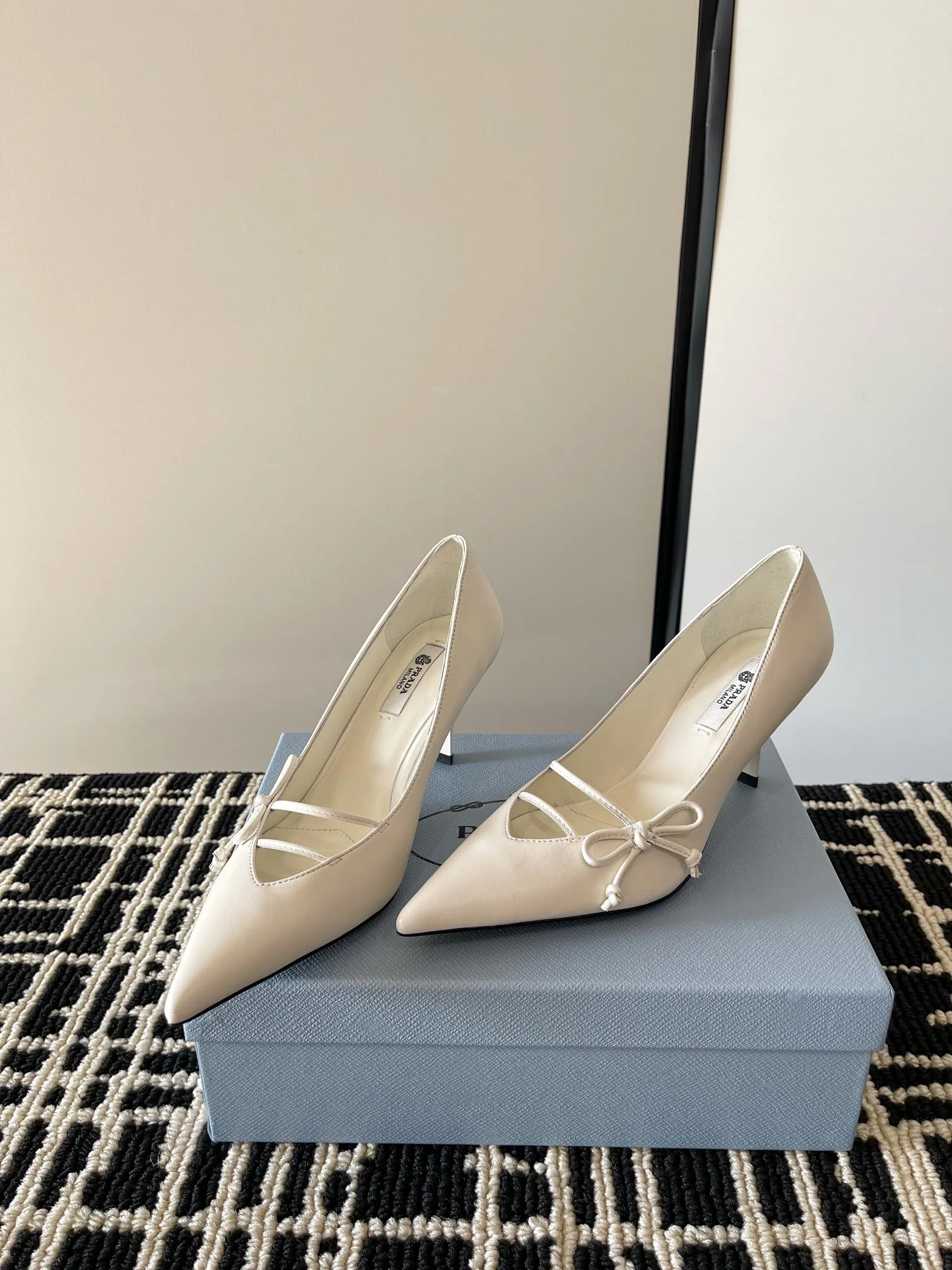 Туфли Женские Prada 12998479