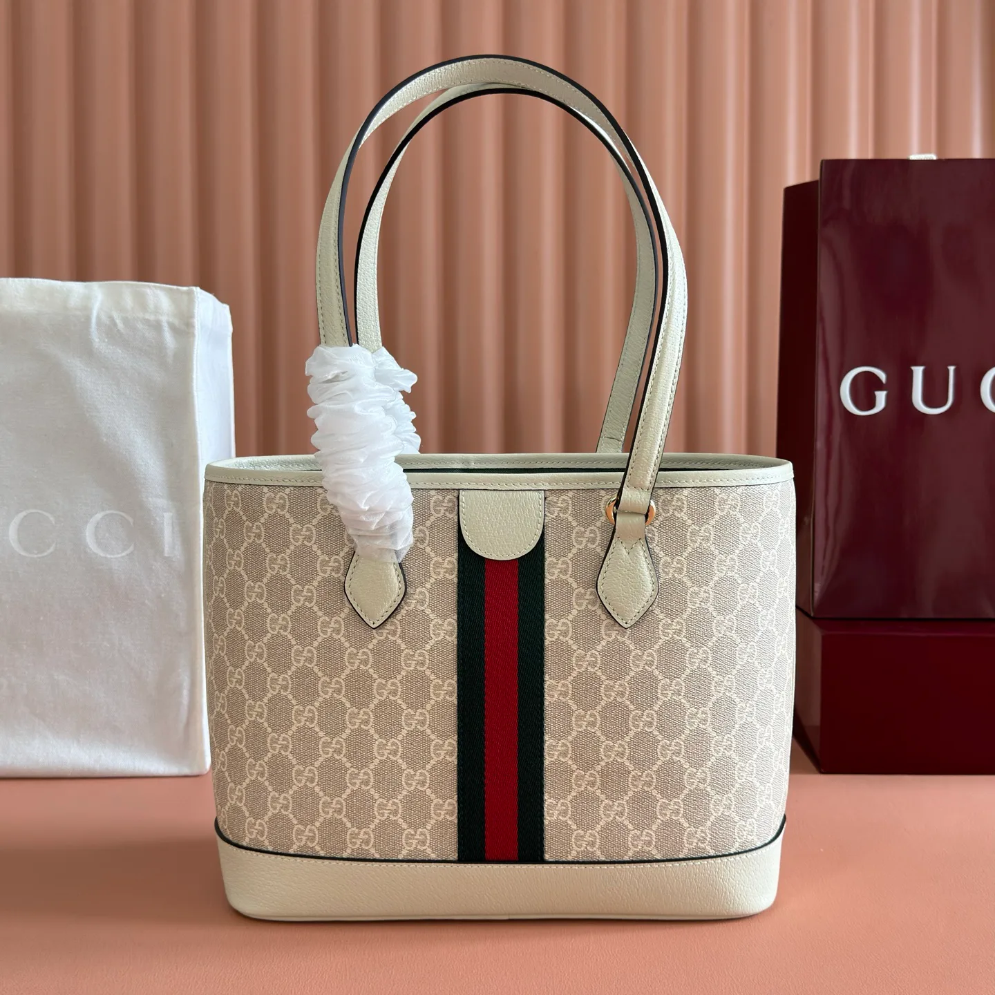 Классические Сумки Женские Gucci 11601446