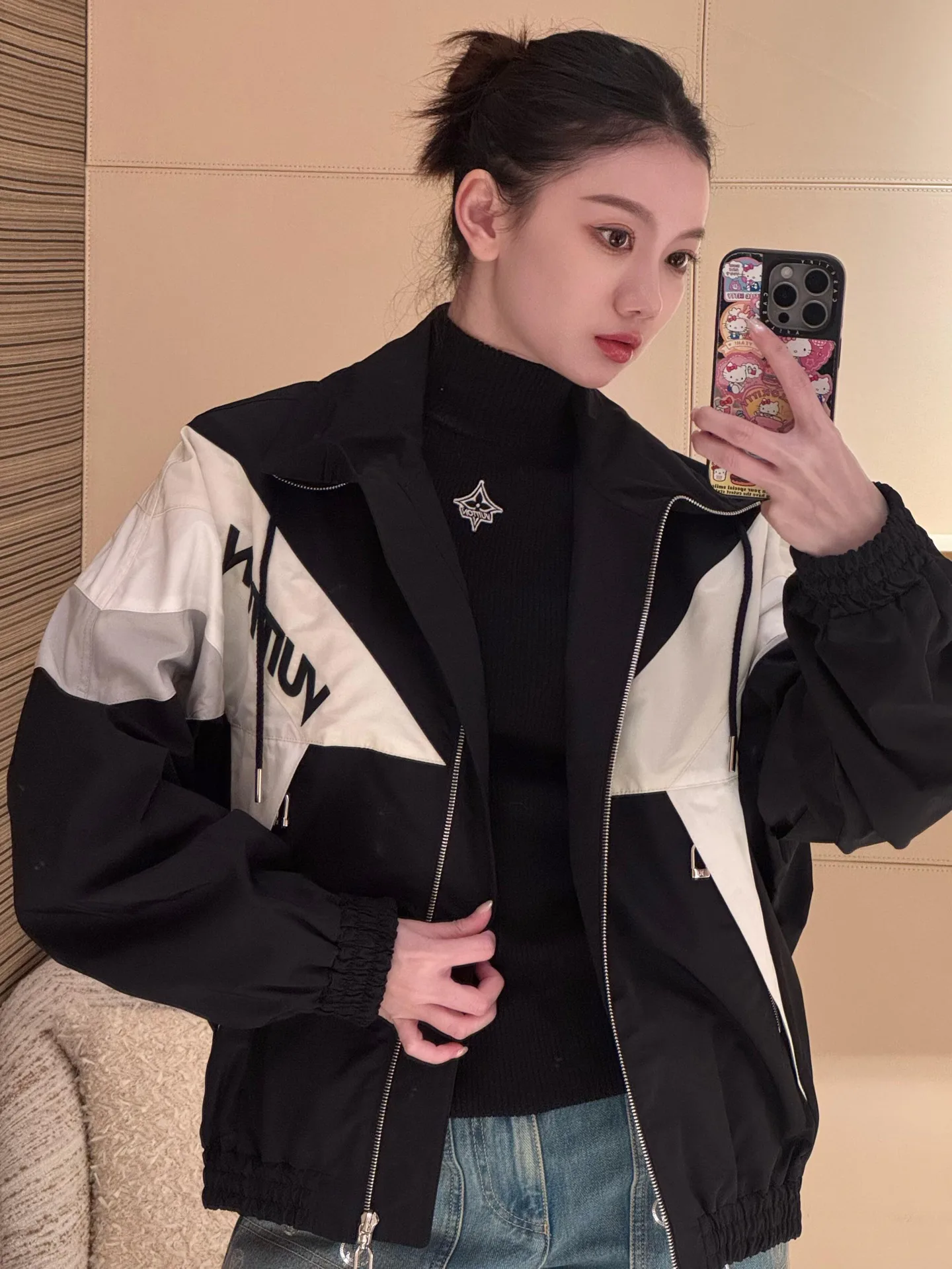 Куртки И Пуховики Женские Louis Vuitton 1212545