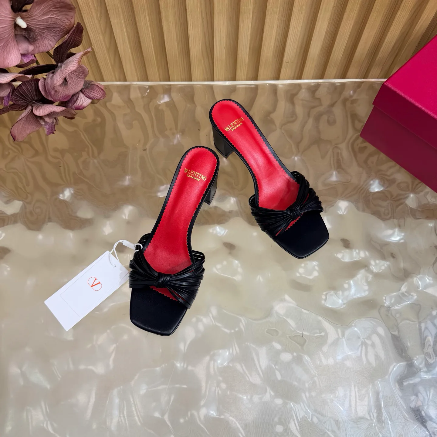 Босоножки Женские Valentino 17728237