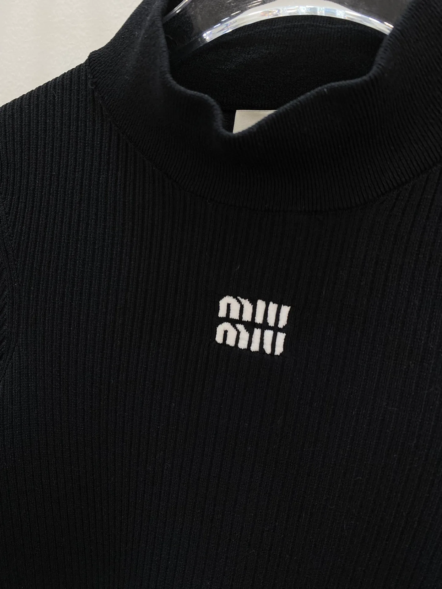 Футболки Женские Miu Miu 15680